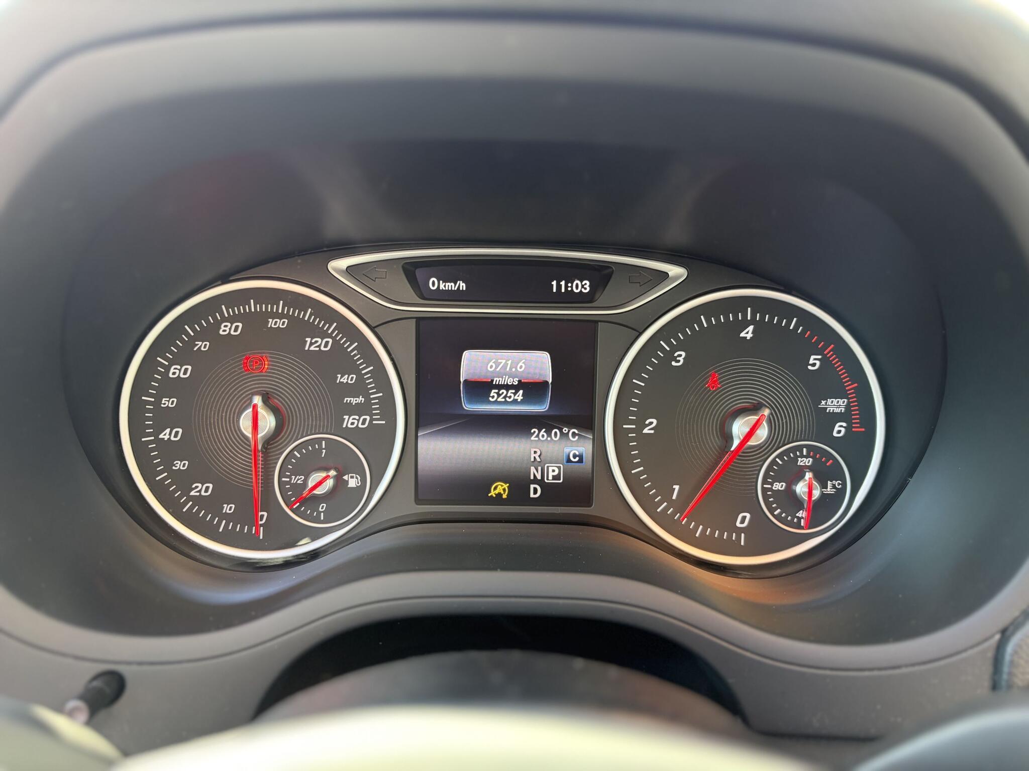 Mercedes-Benz B-Class view 20