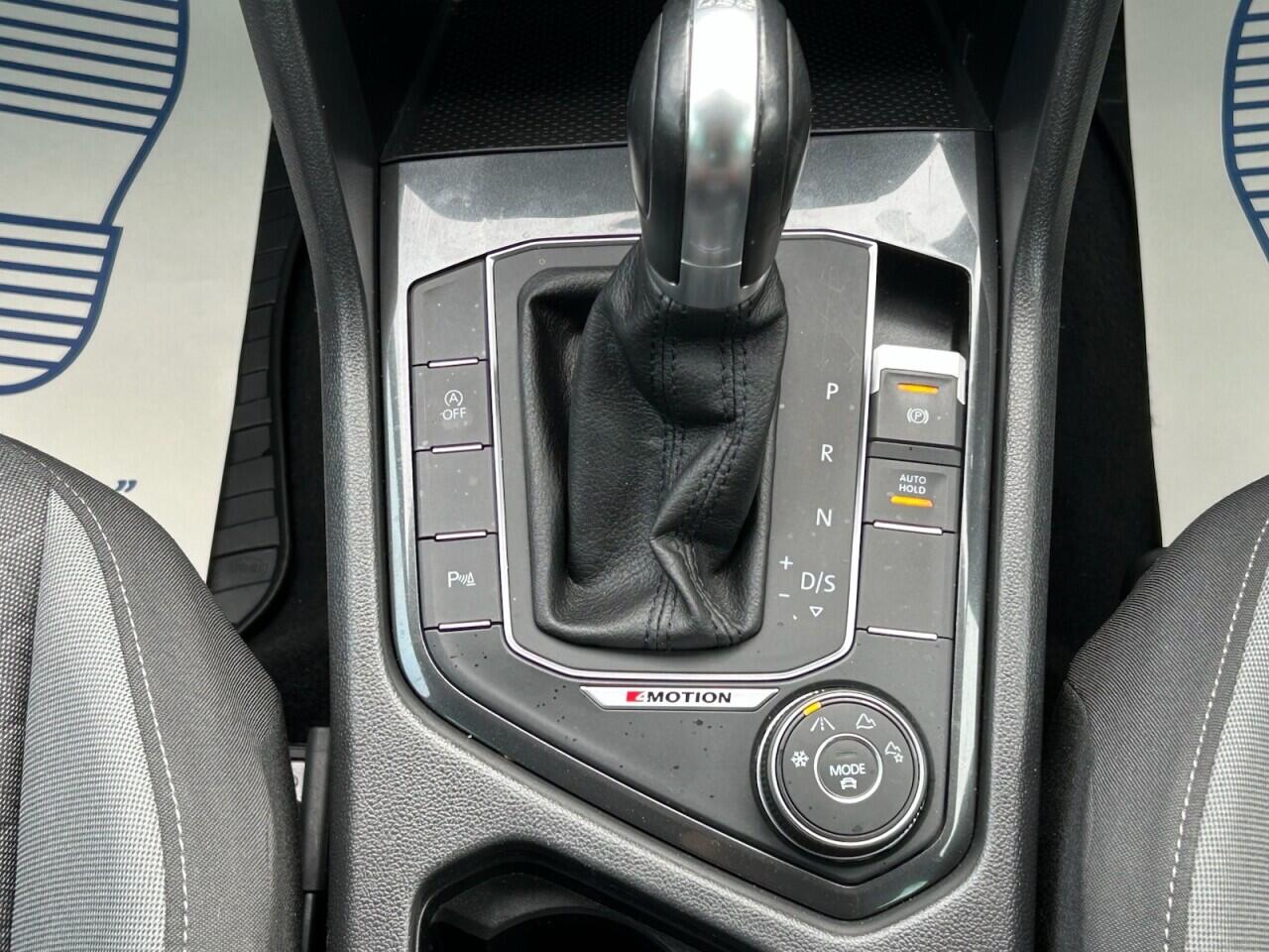 Volkswagen Tiguan view 30