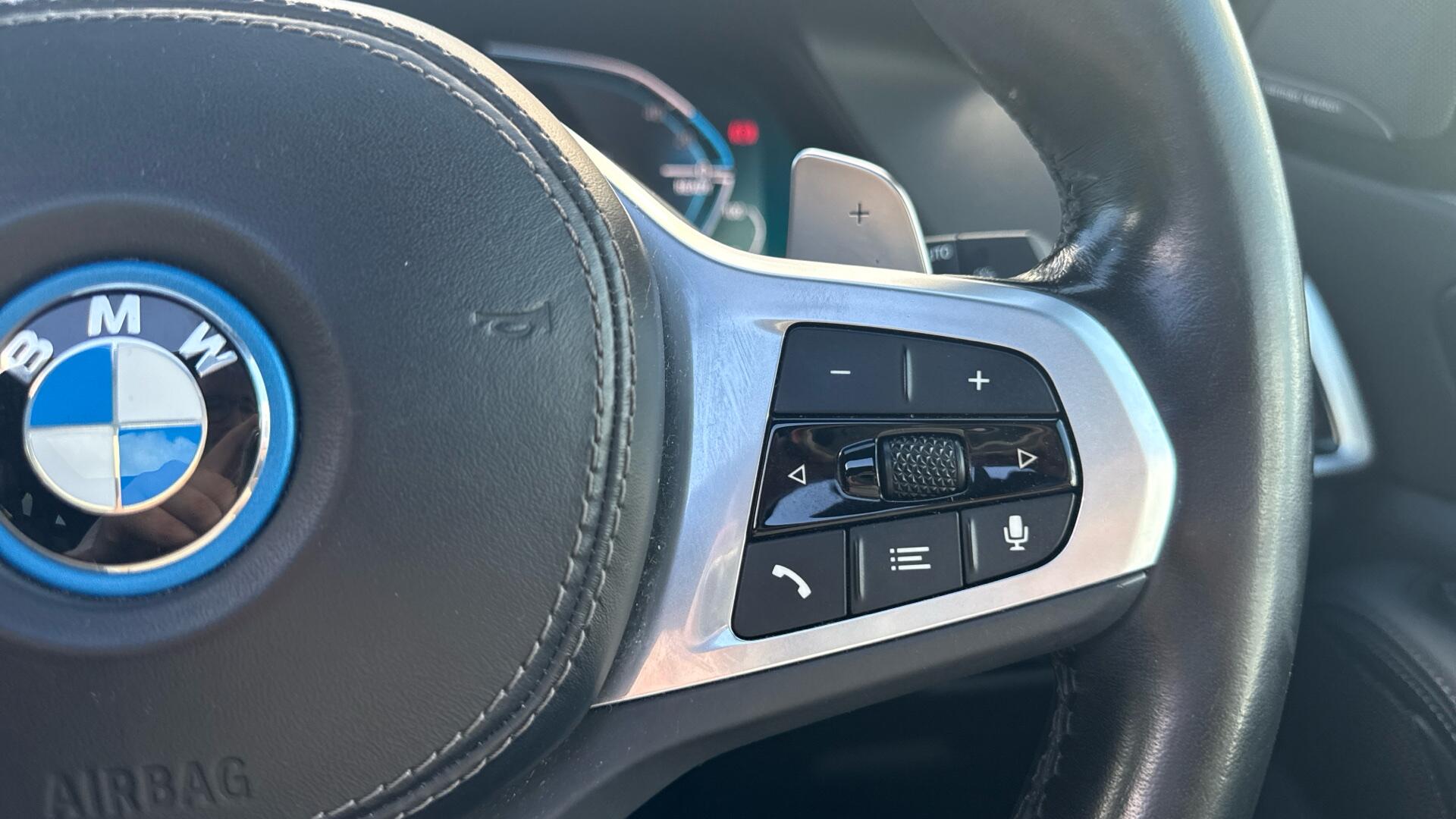 BMW X5 view 18