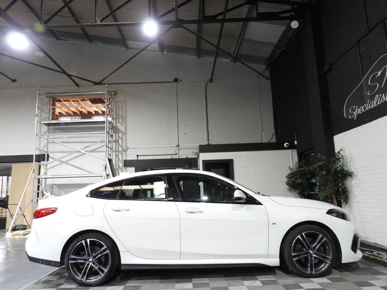 BMW 2 Series view 13