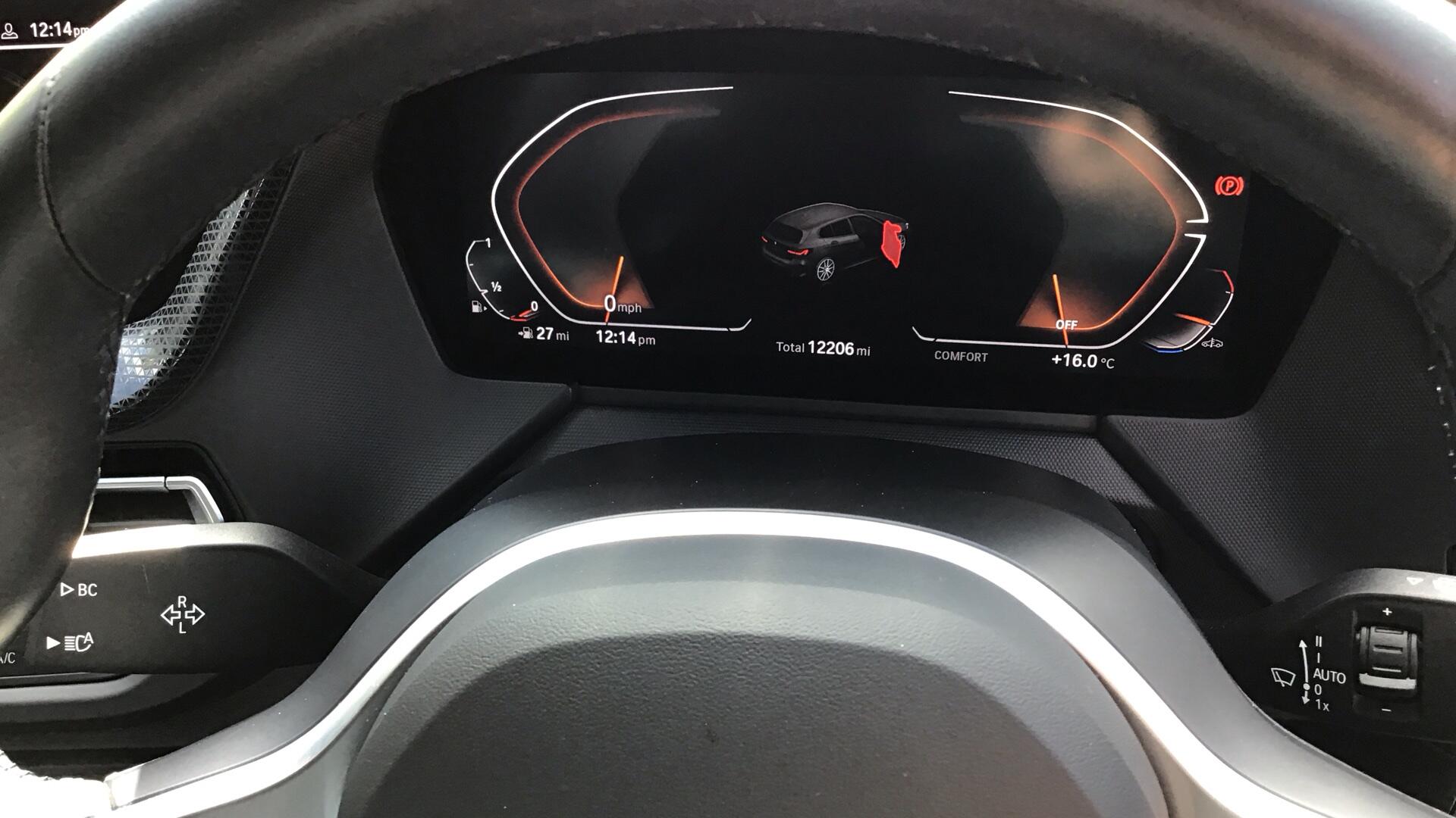 BMW 1 Series view 9