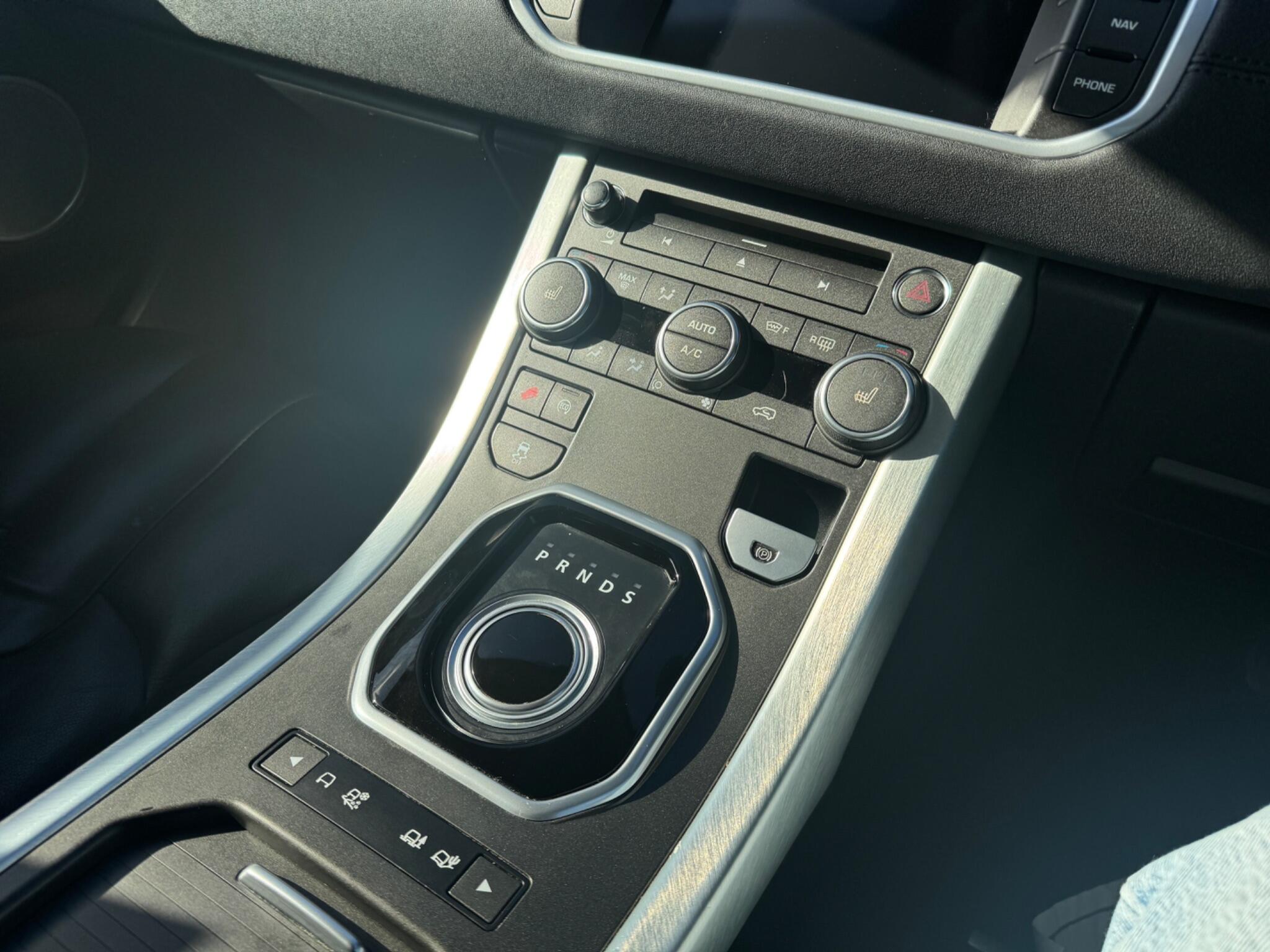 Land Rover Range Rover Evoque view 52