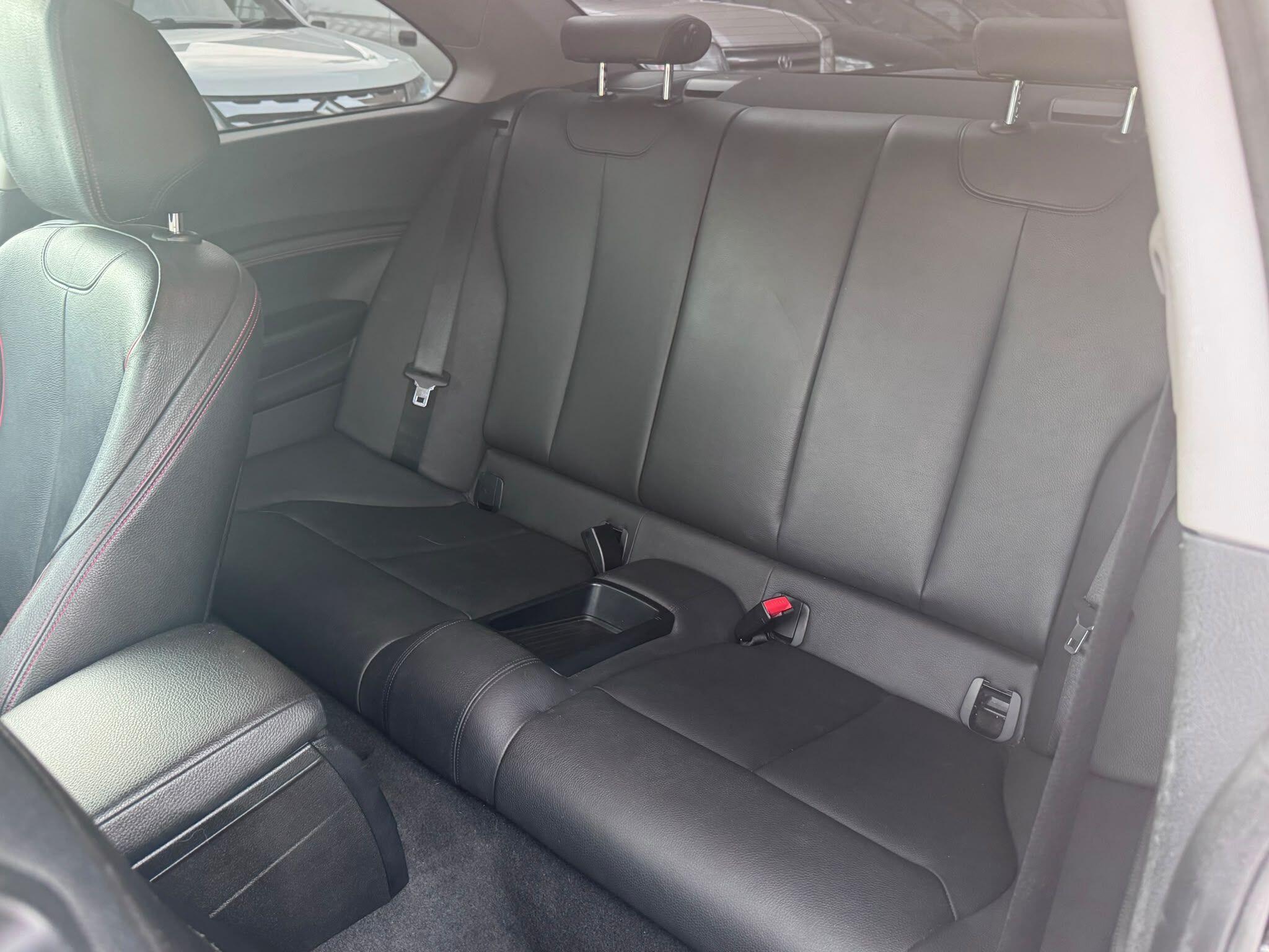 BMW 2 Series view 19