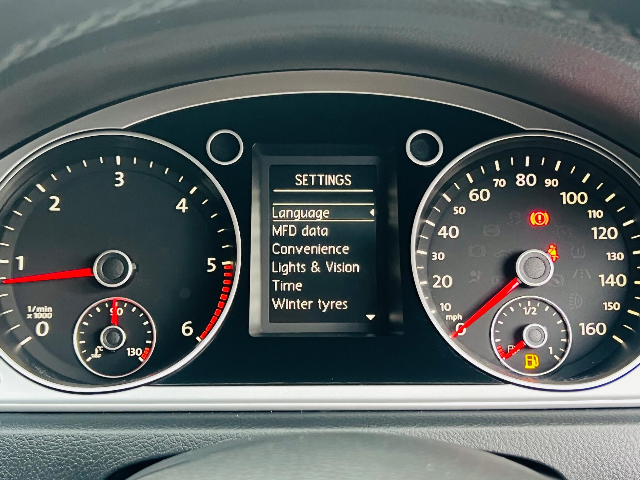 Volkswagen Passat view 70