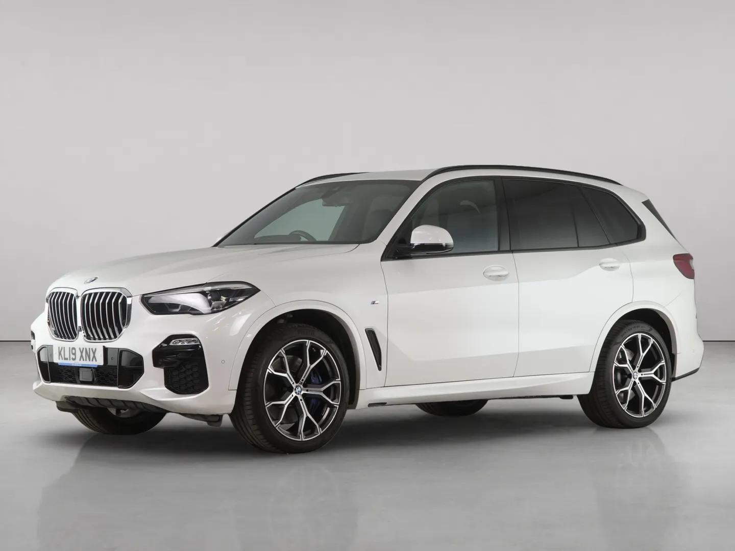BMW X5 view 2