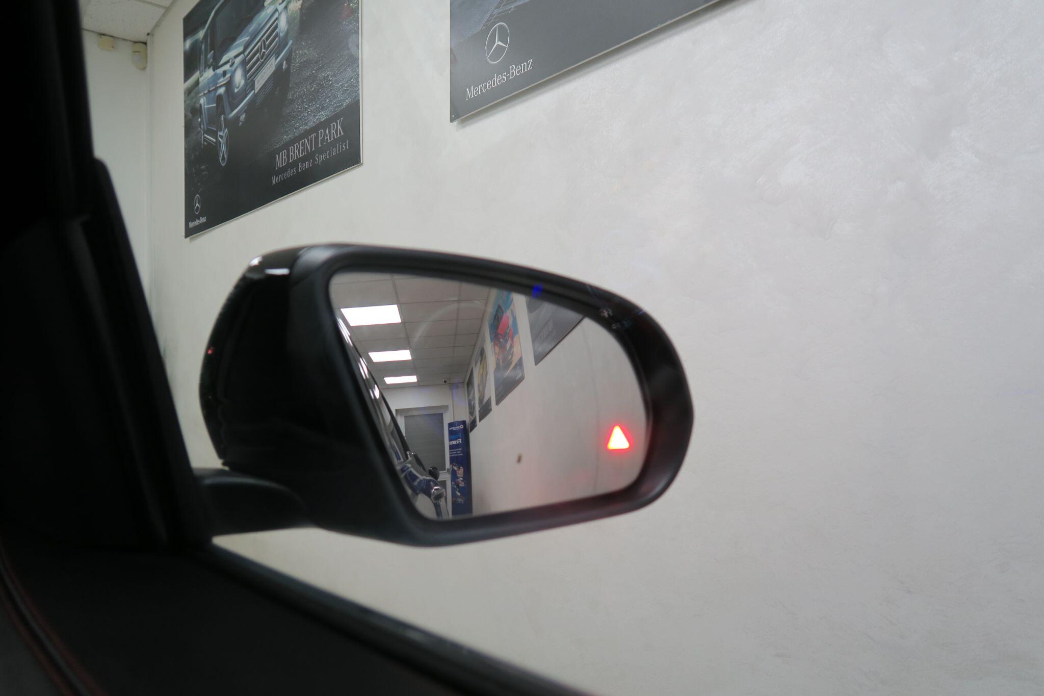 Mercedes-Benz EQB view 18