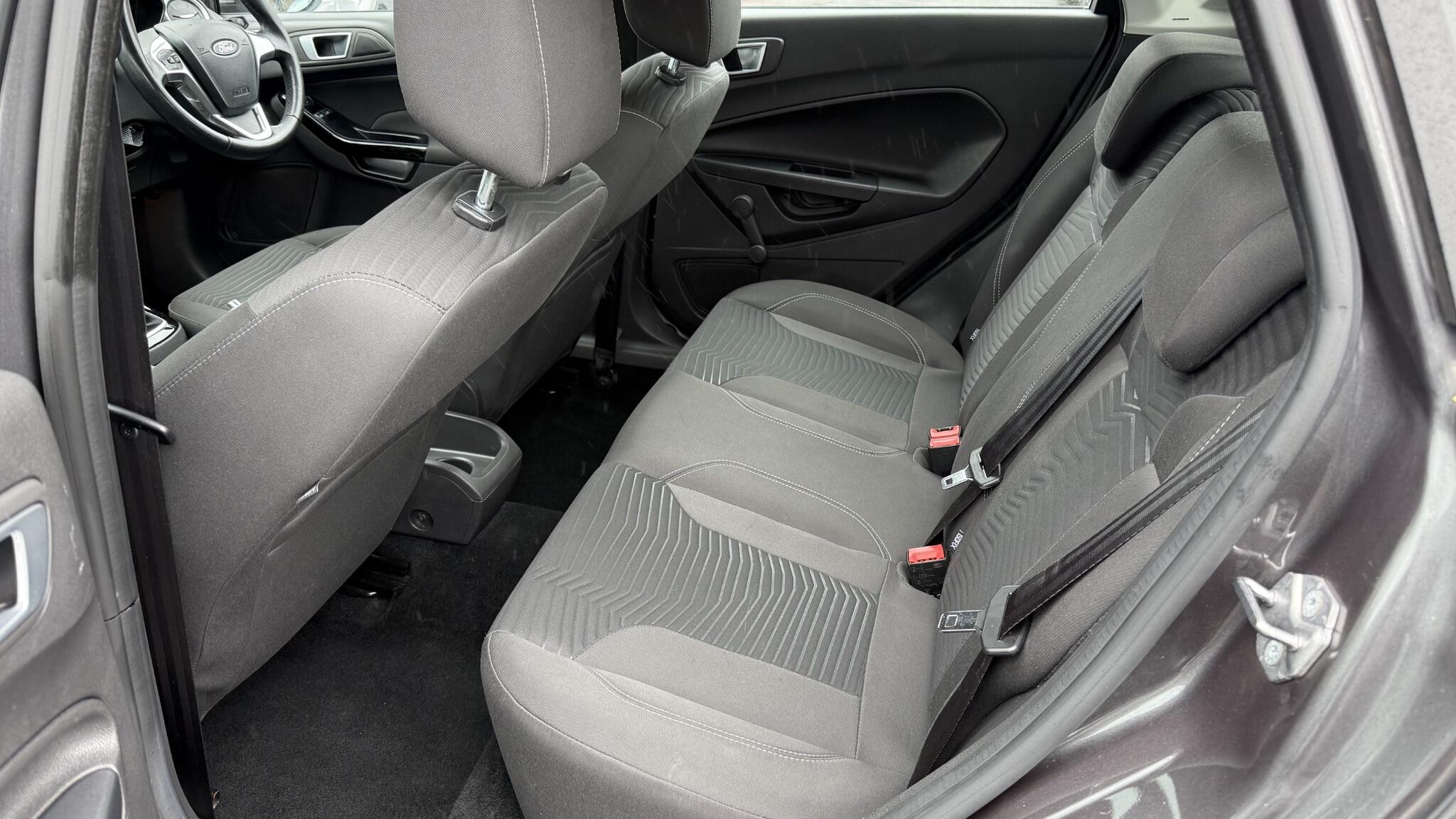 Ford Fiesta view 30