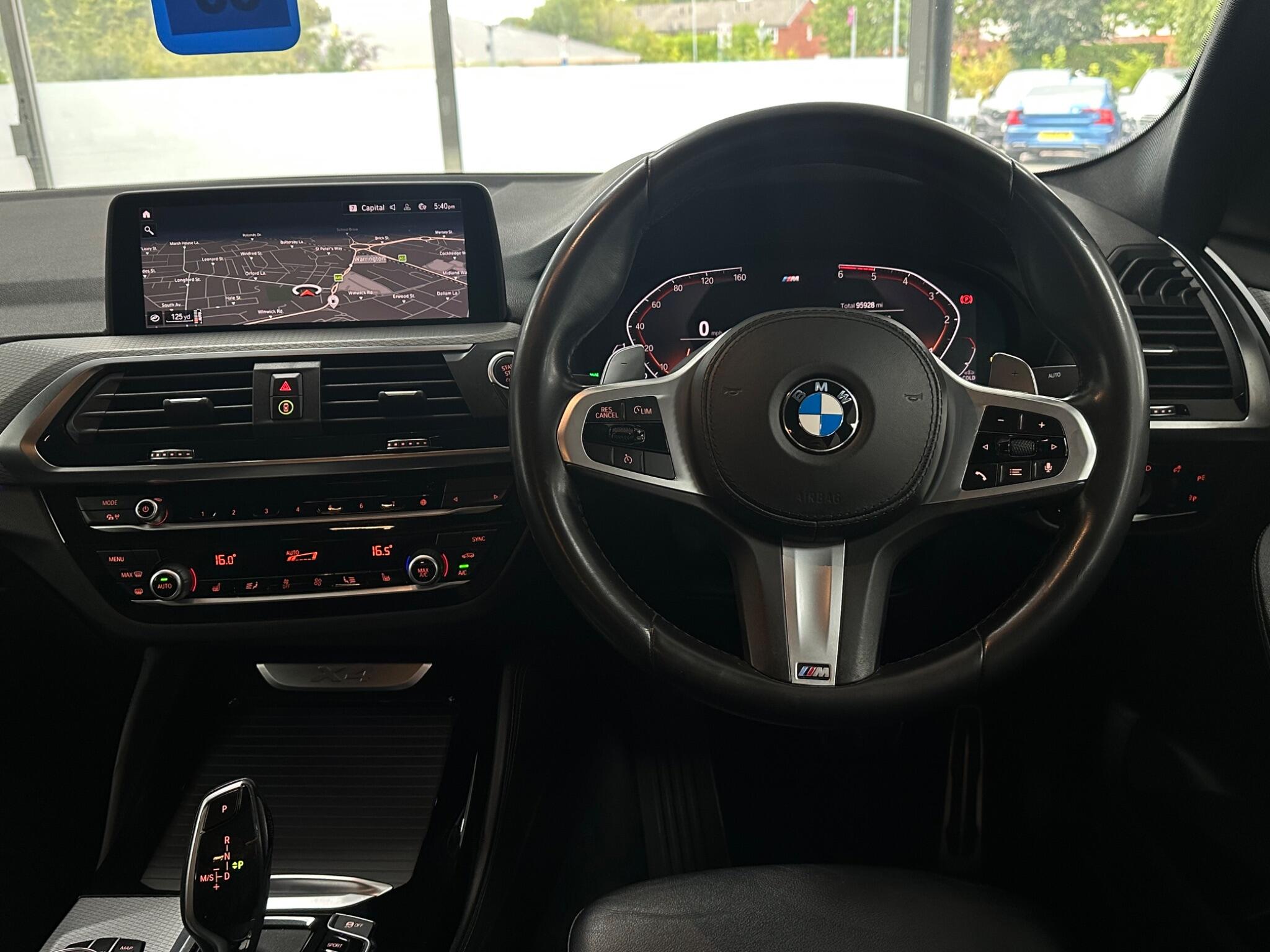BMW X4 view 18