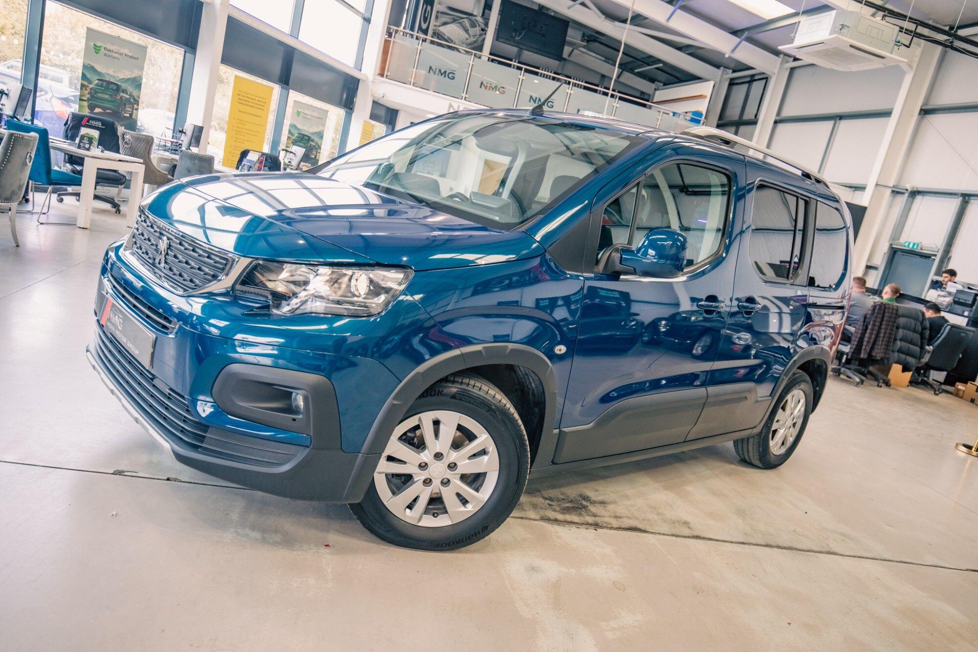 Peugeot Rifter view 5