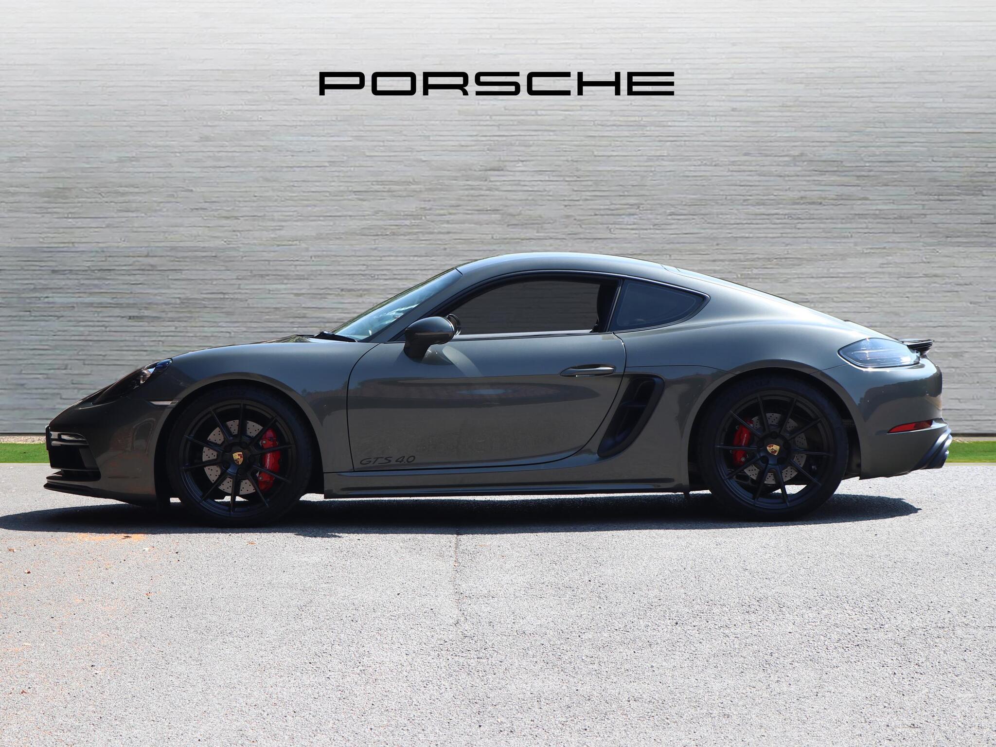 Porsche Cayman view 6