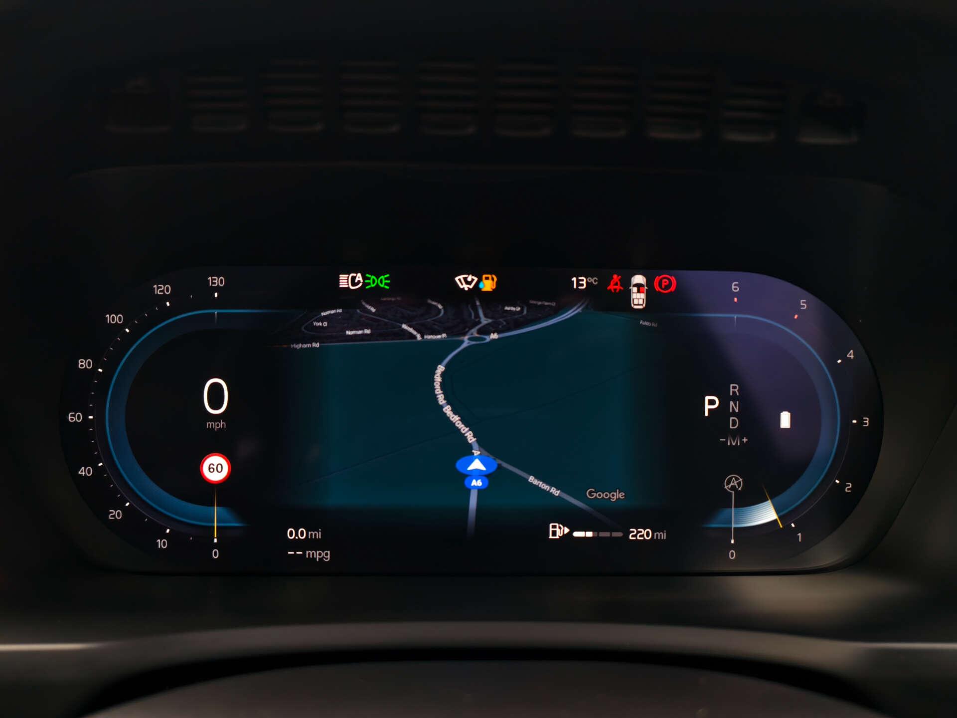 Volvo XC90 view 32