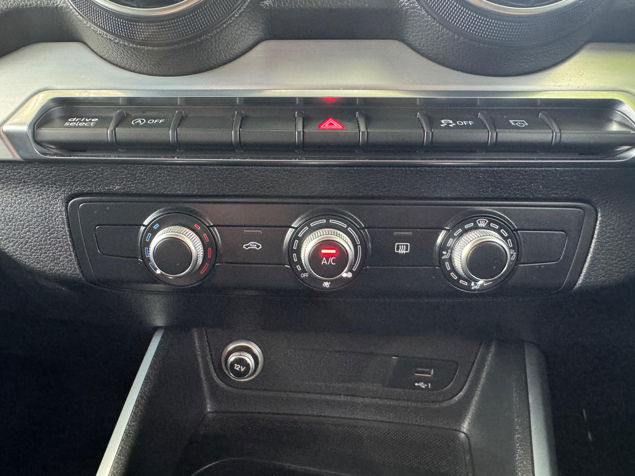 Audi Q2 view 29