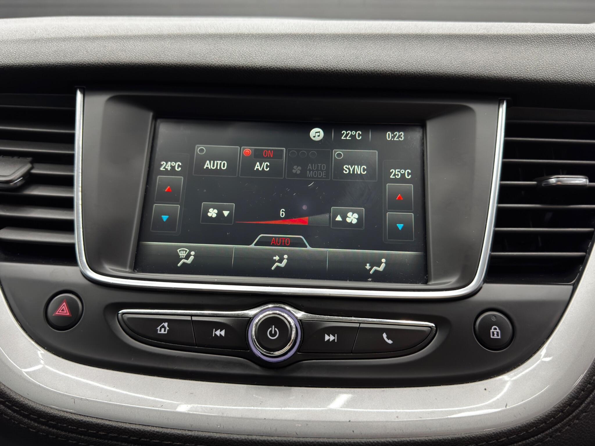 Vauxhall Grandland X view 29
