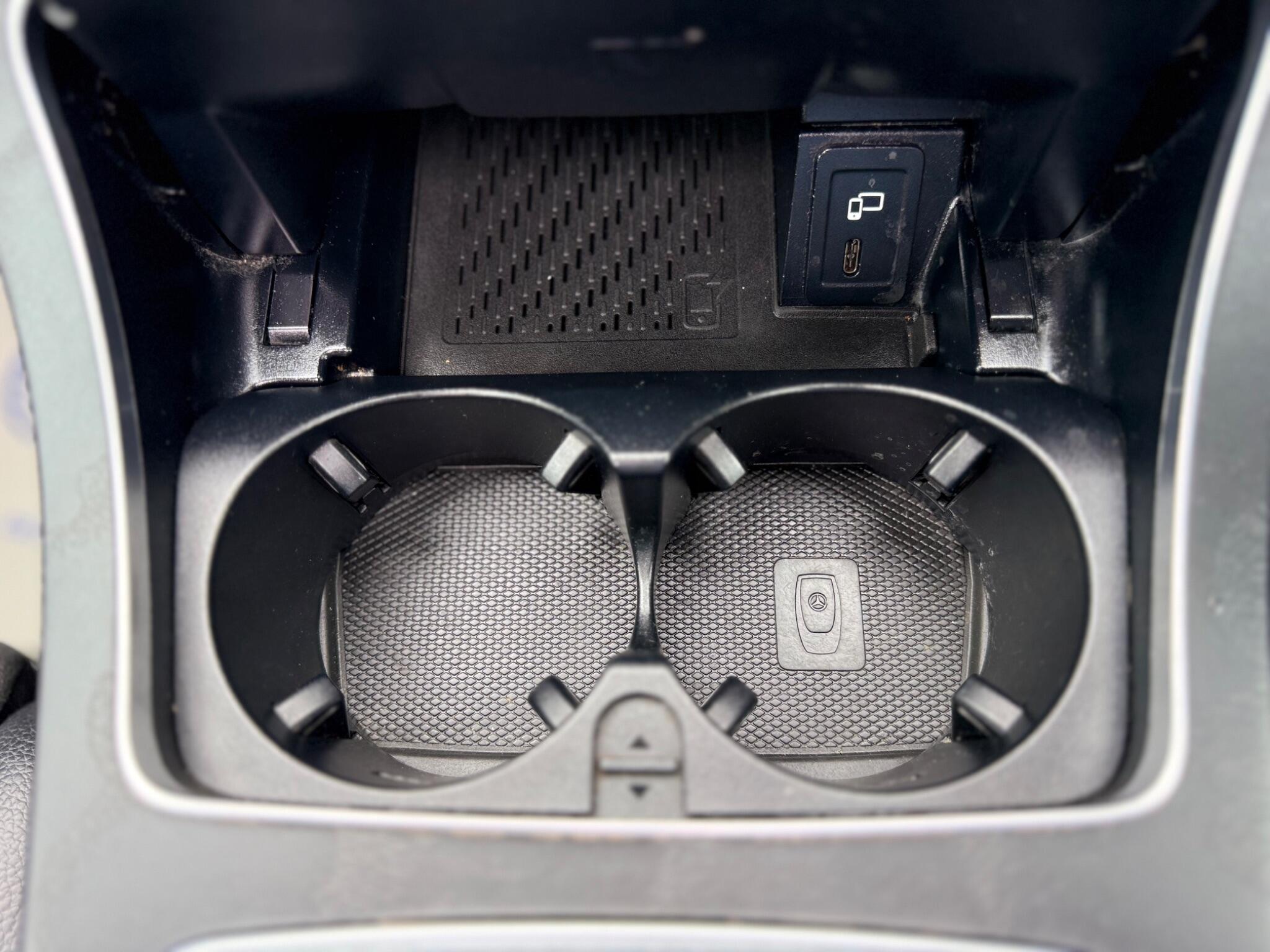 Mercedes-Benz GLC view 45