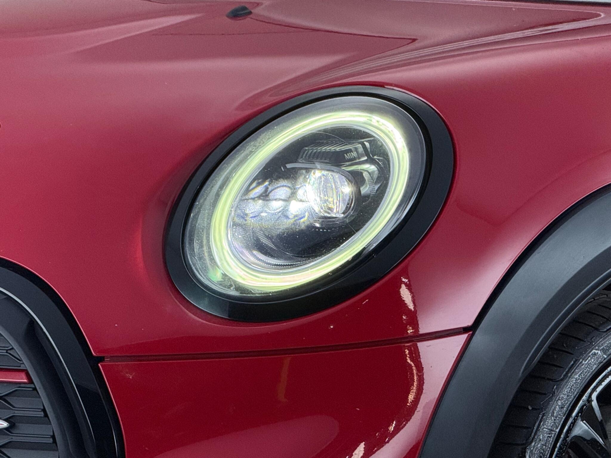 Mini Hatch view 9