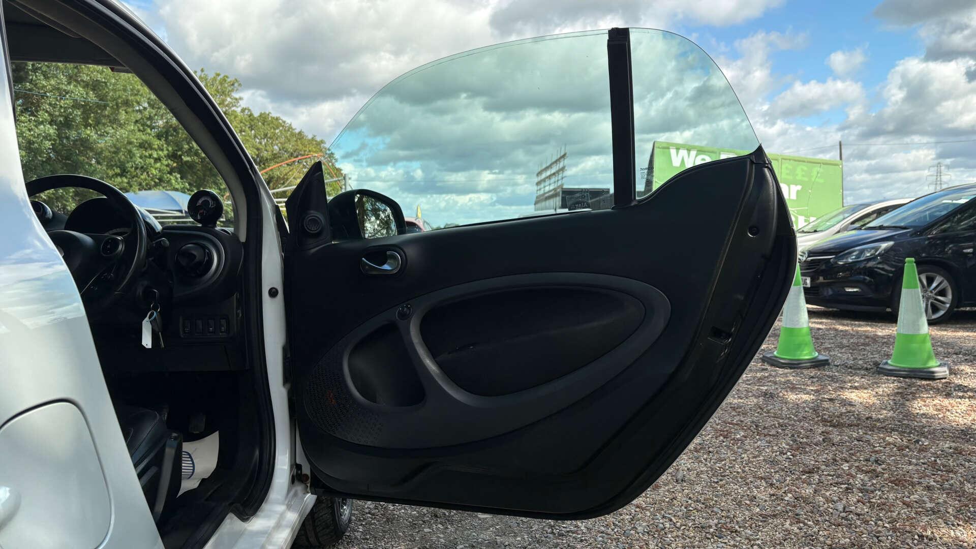 Smart Fortwo view 28
