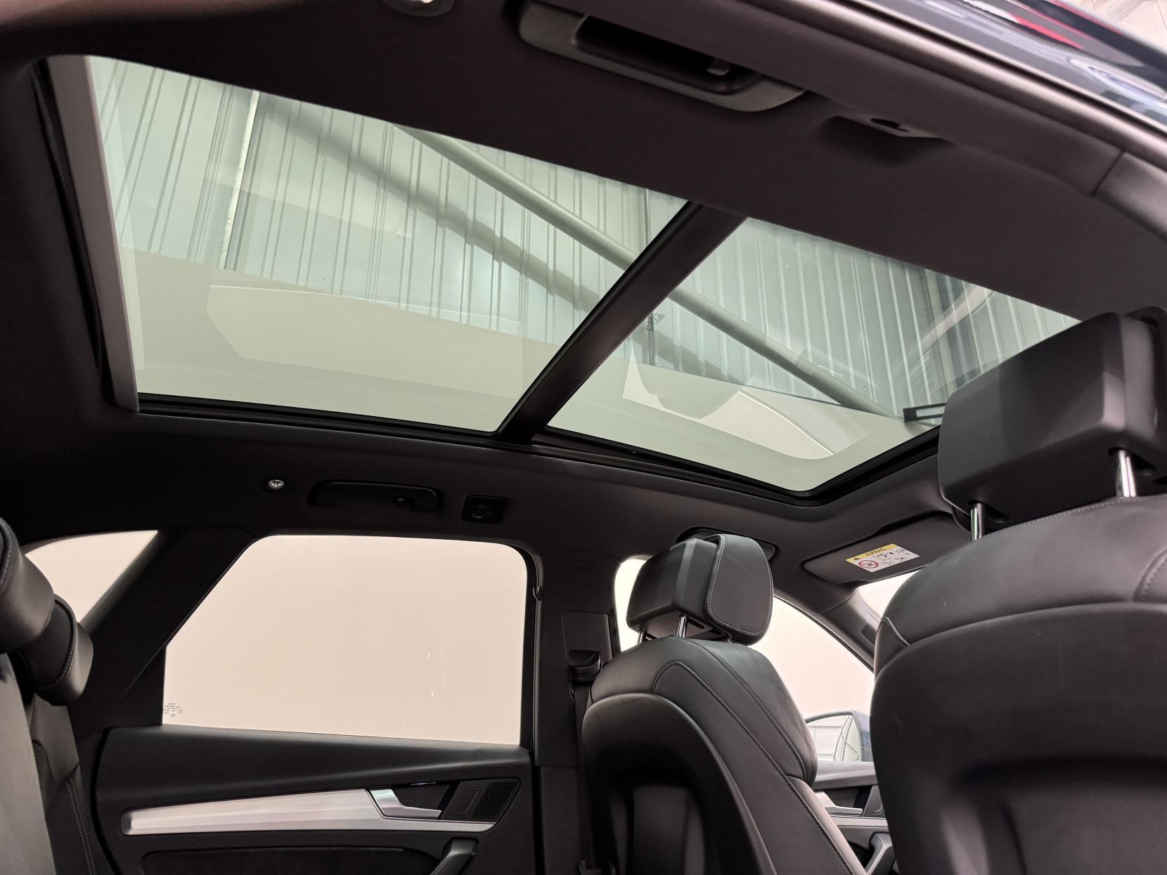 Audi Q5 view 60