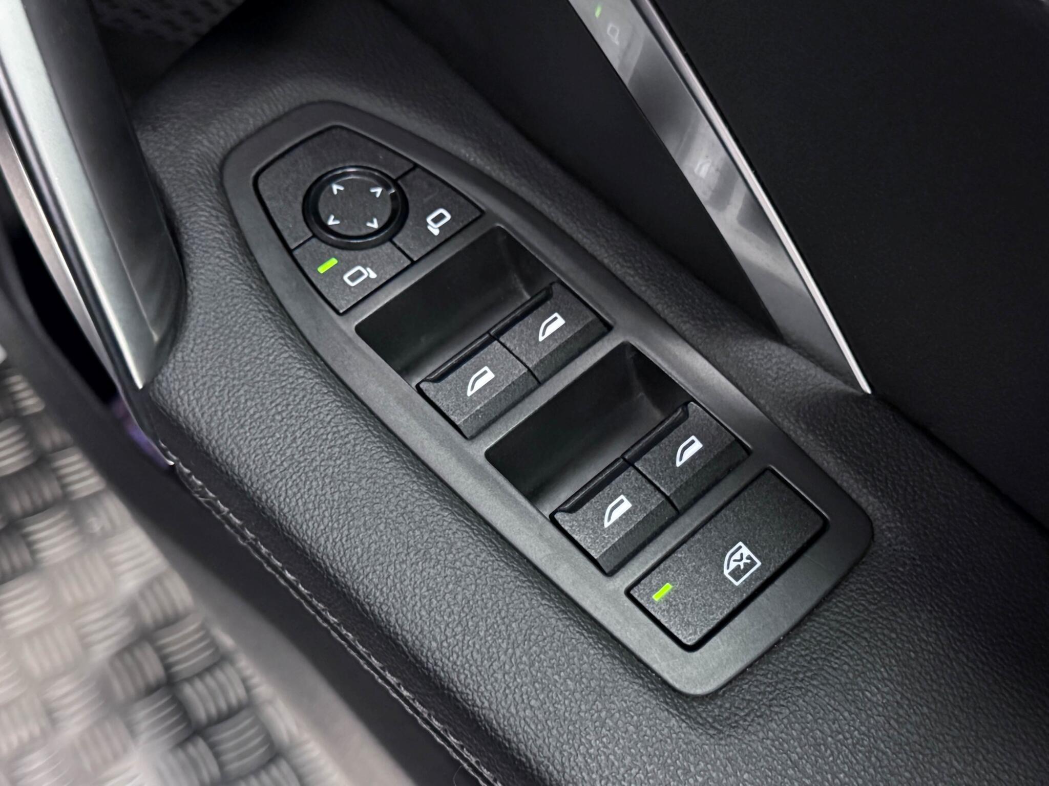 BMW X1 view 26