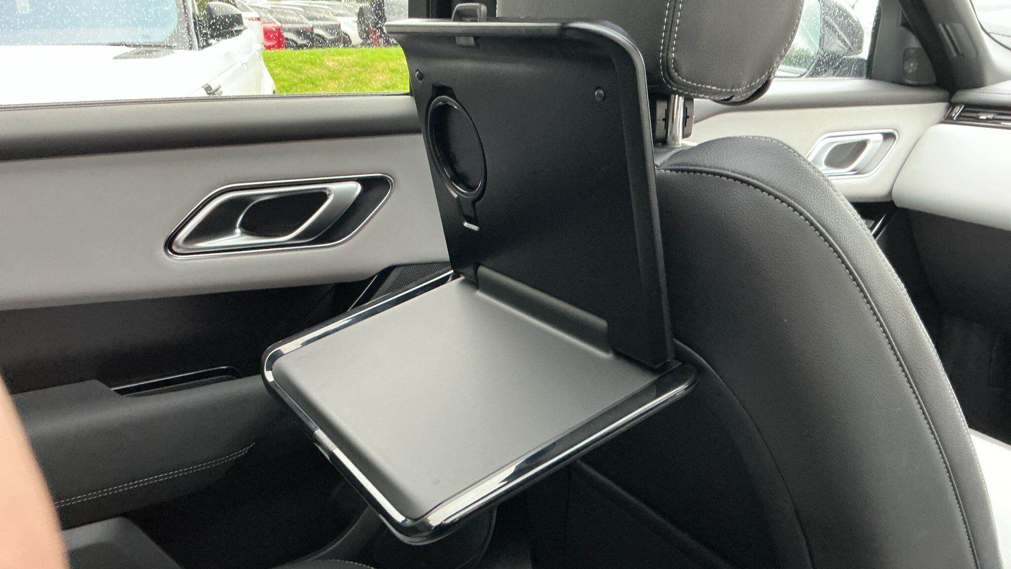 Land Rover Range Rover Velar view 45