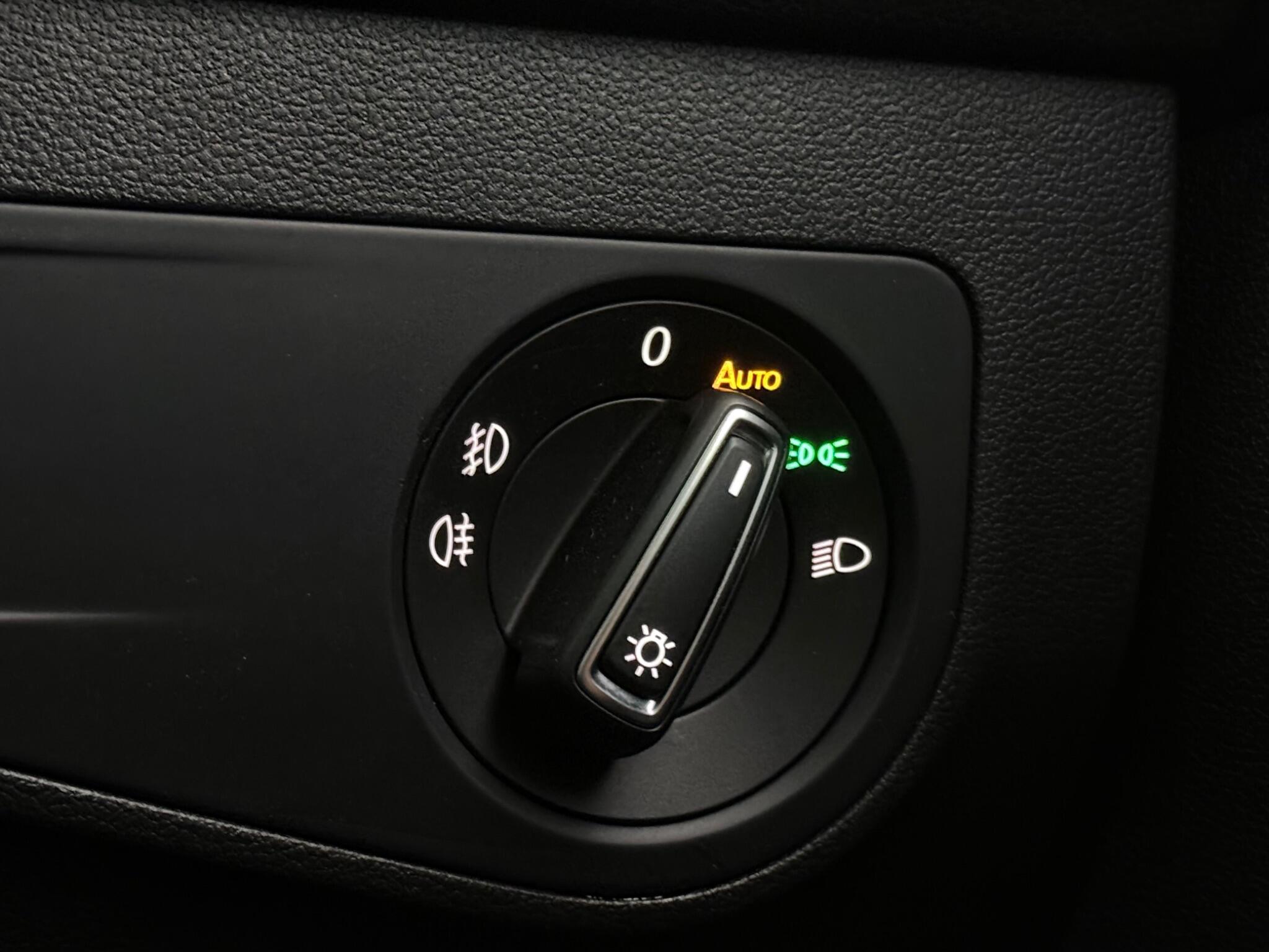 Volkswagen Tiguan view 19