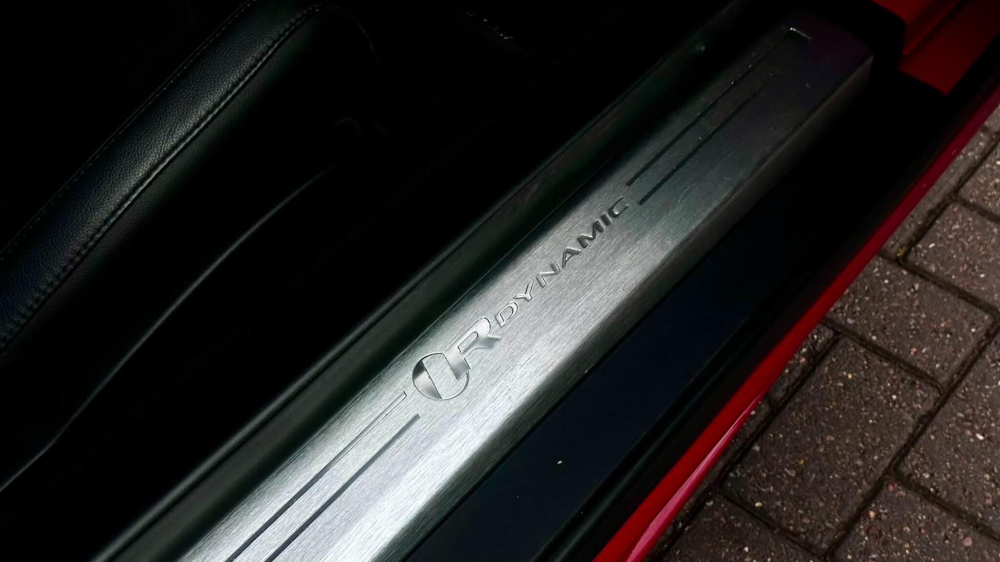 Jaguar F-Type view 30
