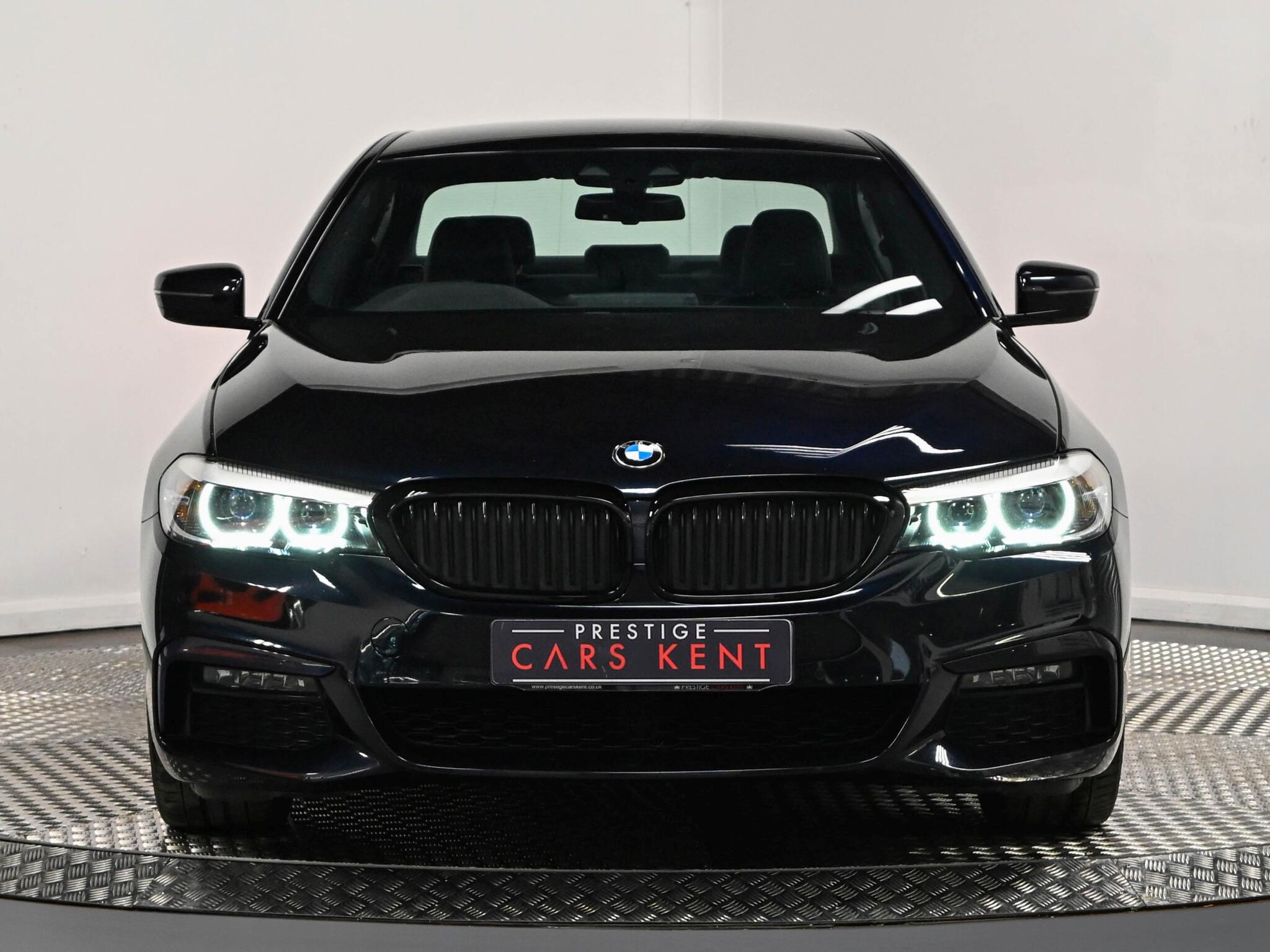 BMW 5 Series view 7