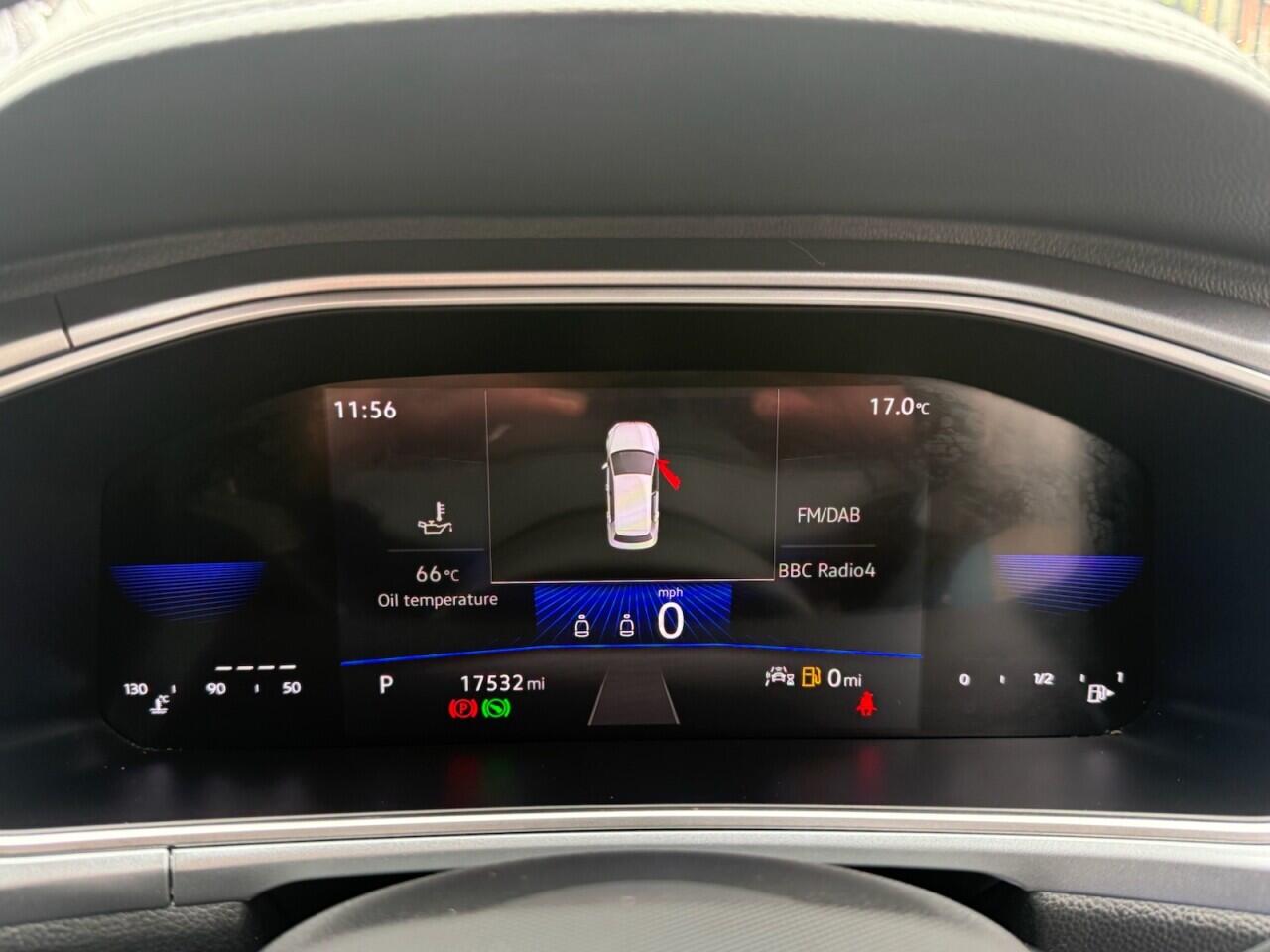 Volkswagen T-Roc view 38