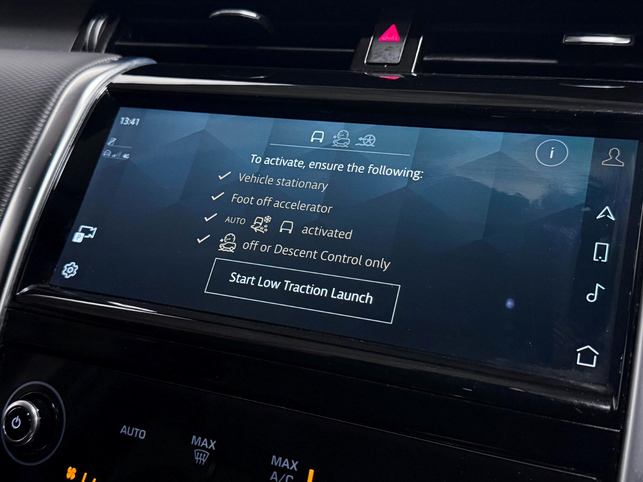 Land Rover Discovery Sport view 56