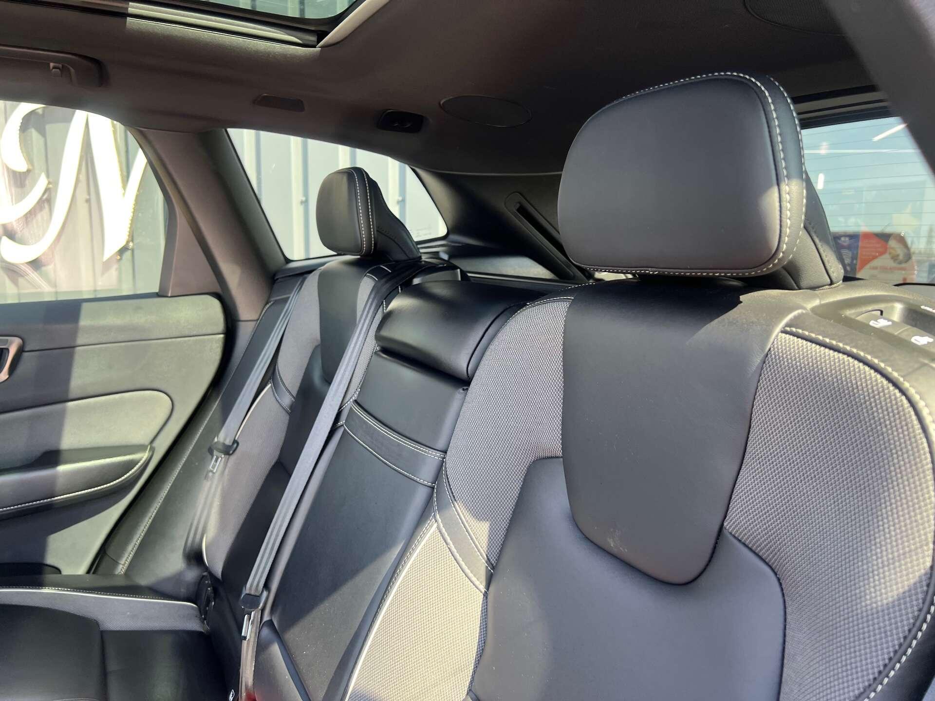 Volvo XC60 view 39