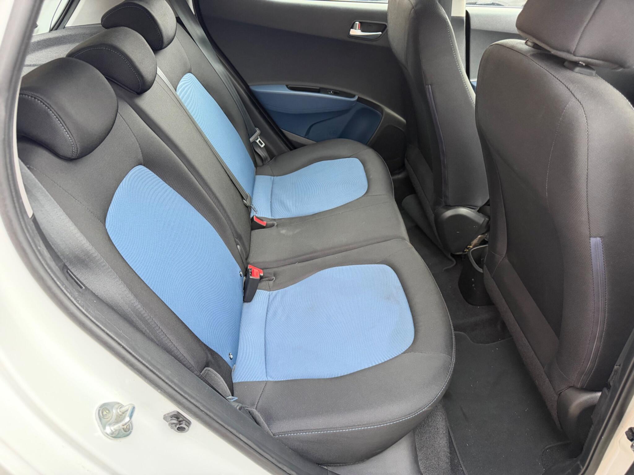 Hyundai I10 view 6