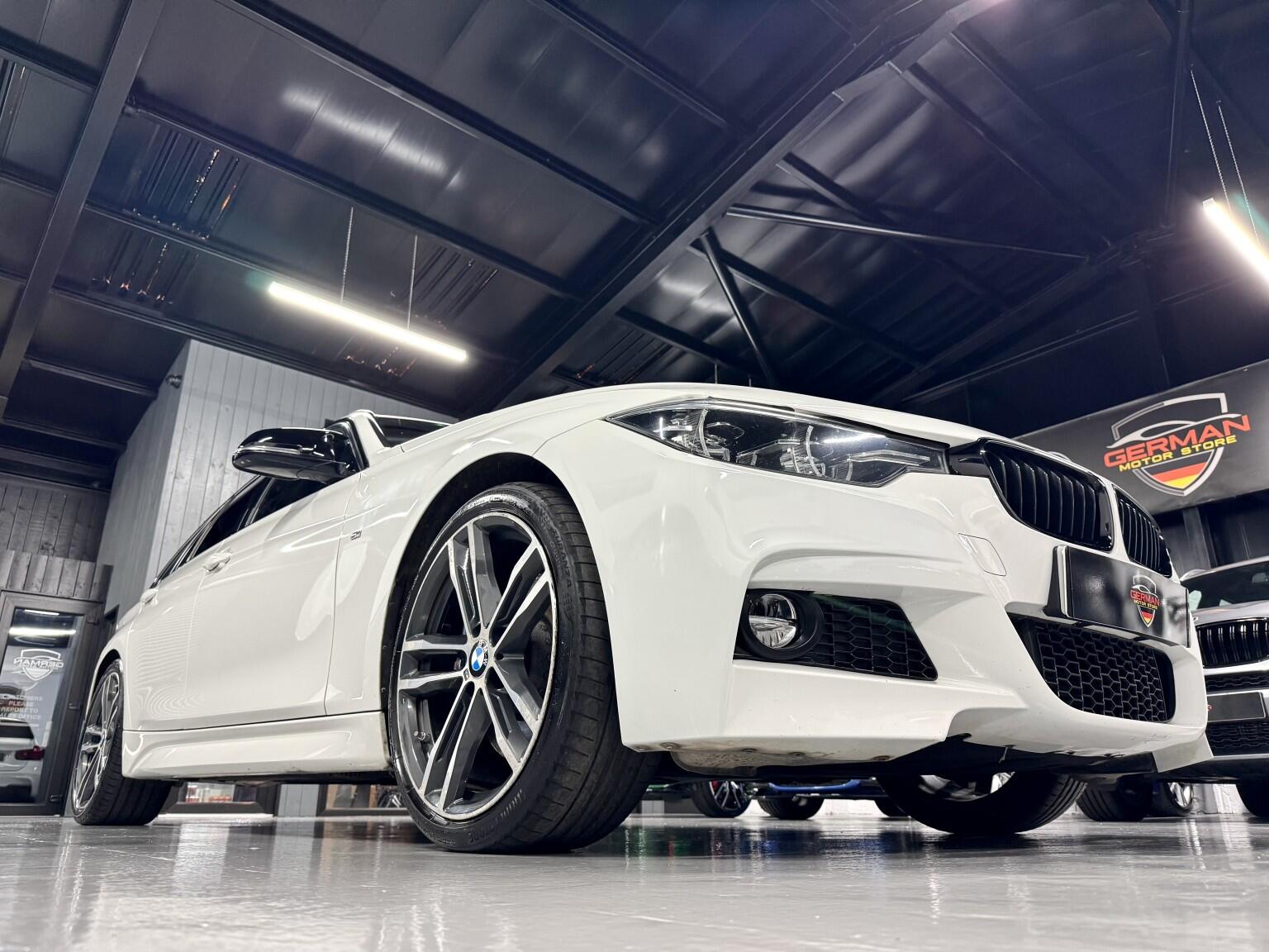 BMW 3 Series view 9