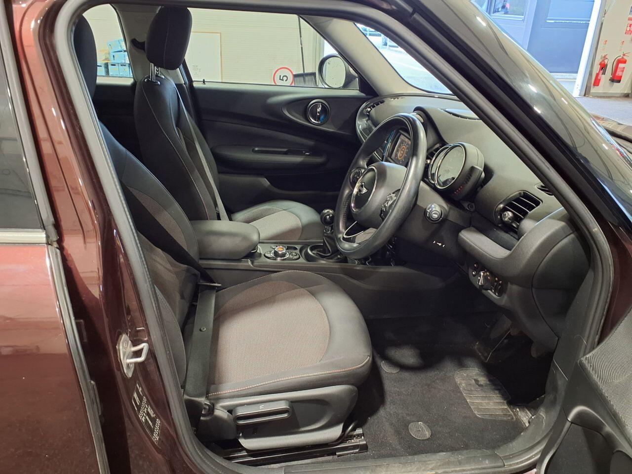 Mini Clubman view 10