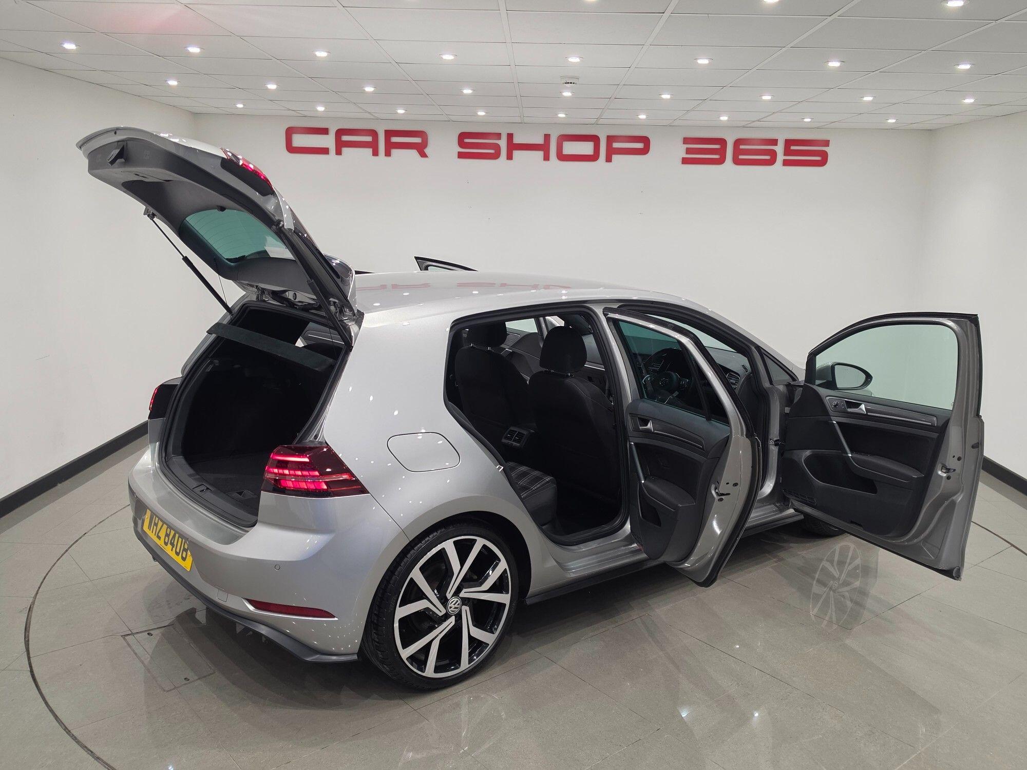 Volkswagen Golf view 43