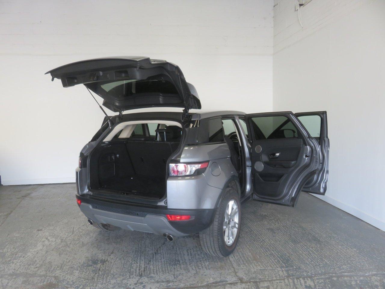 Land Rover Range Rover Evoque view 23