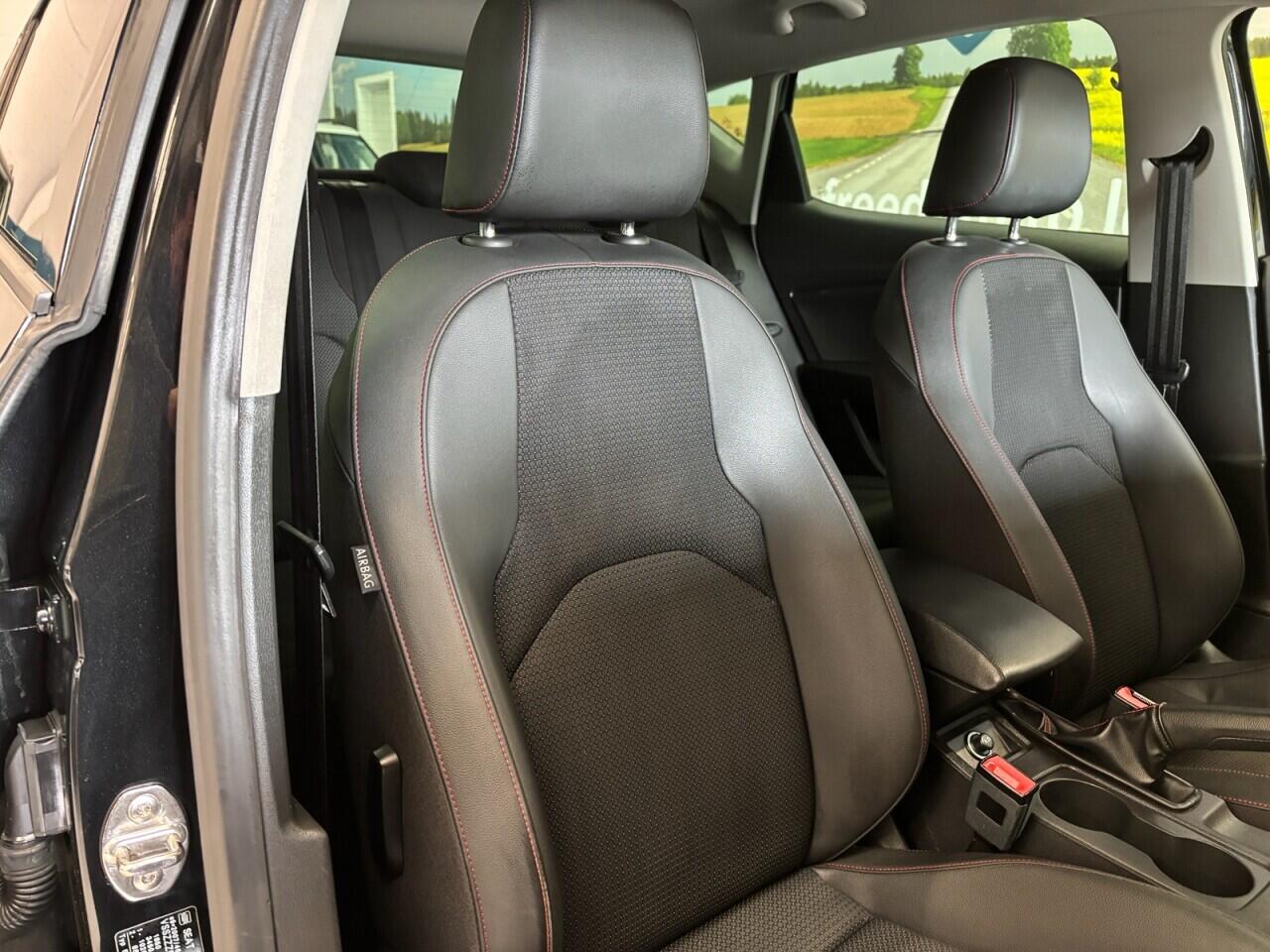Seat Leon view 13