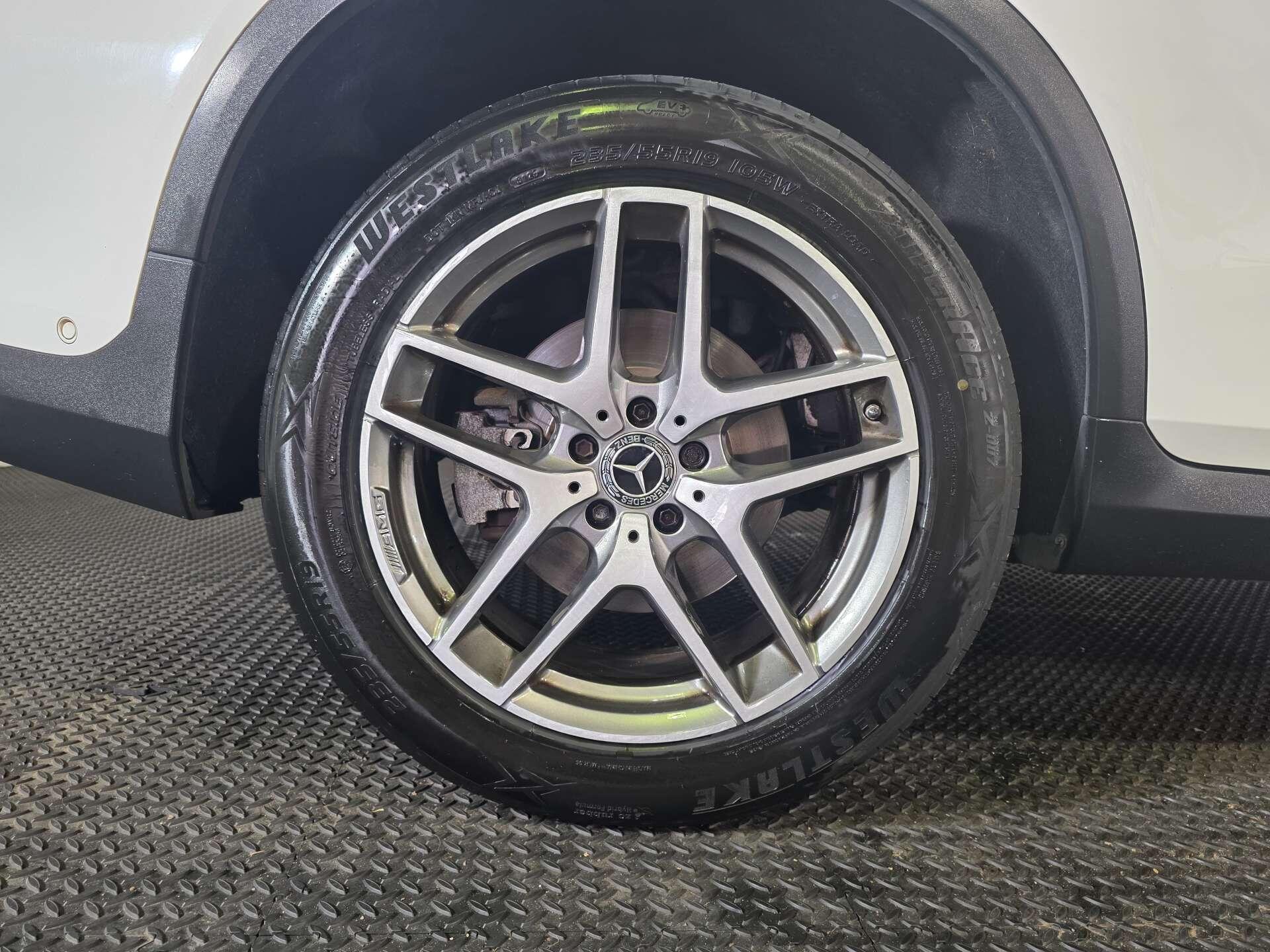 Mercedes-Benz GLC view 59