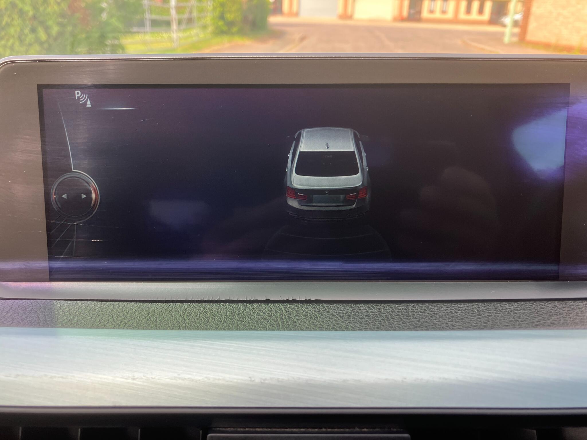 BMW 3 Series view 16