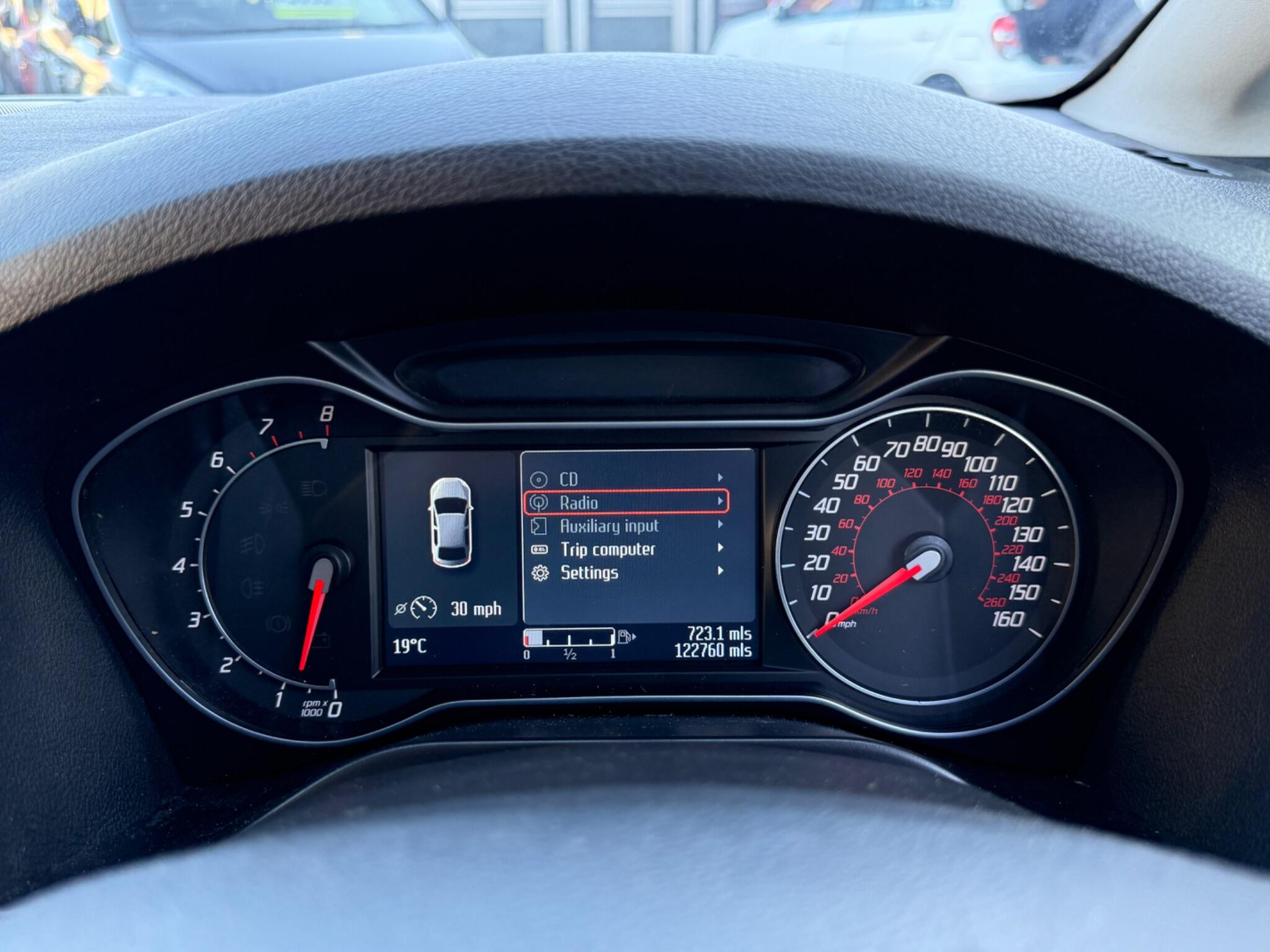 Ford S-Max - Image 36