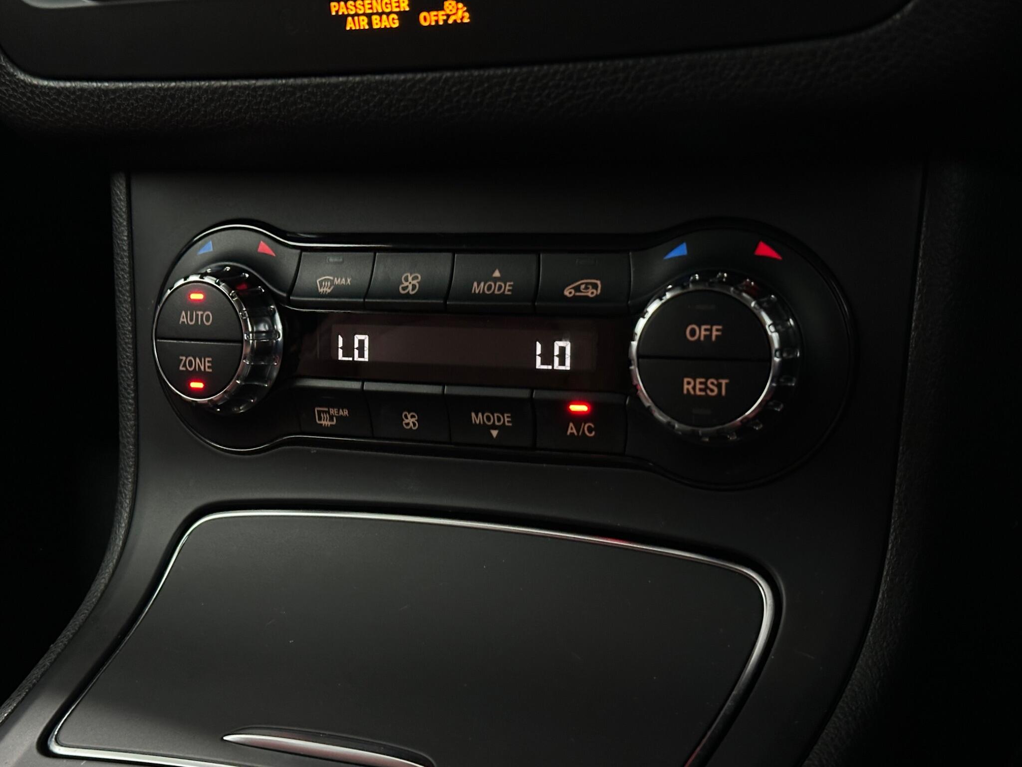 Mercedes-Benz B Class view 22