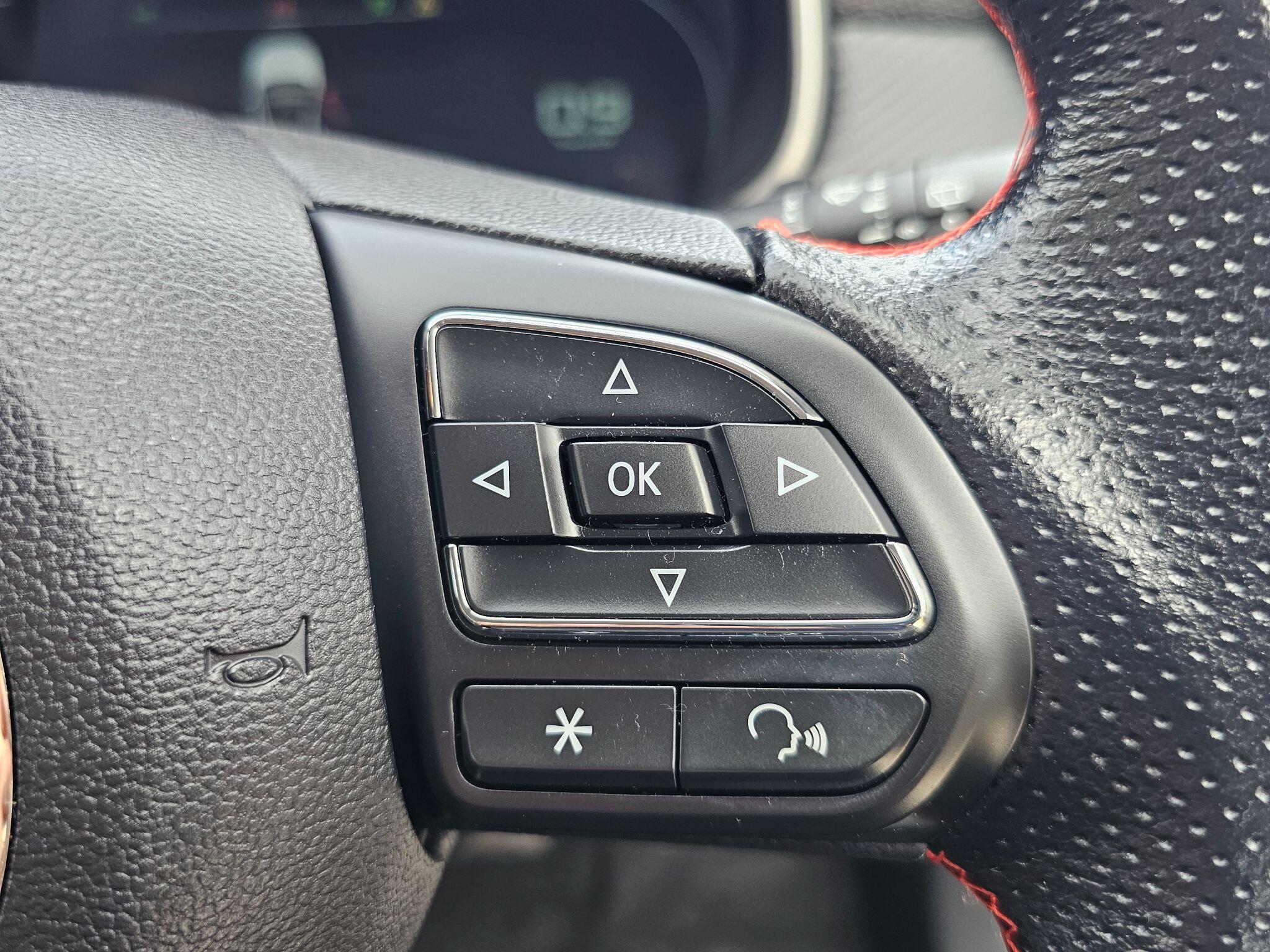 MG ZS view 43