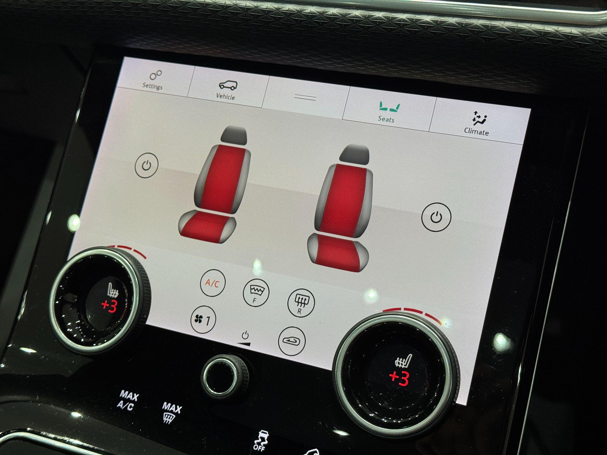 Land Rover Range Rover Velar view 30