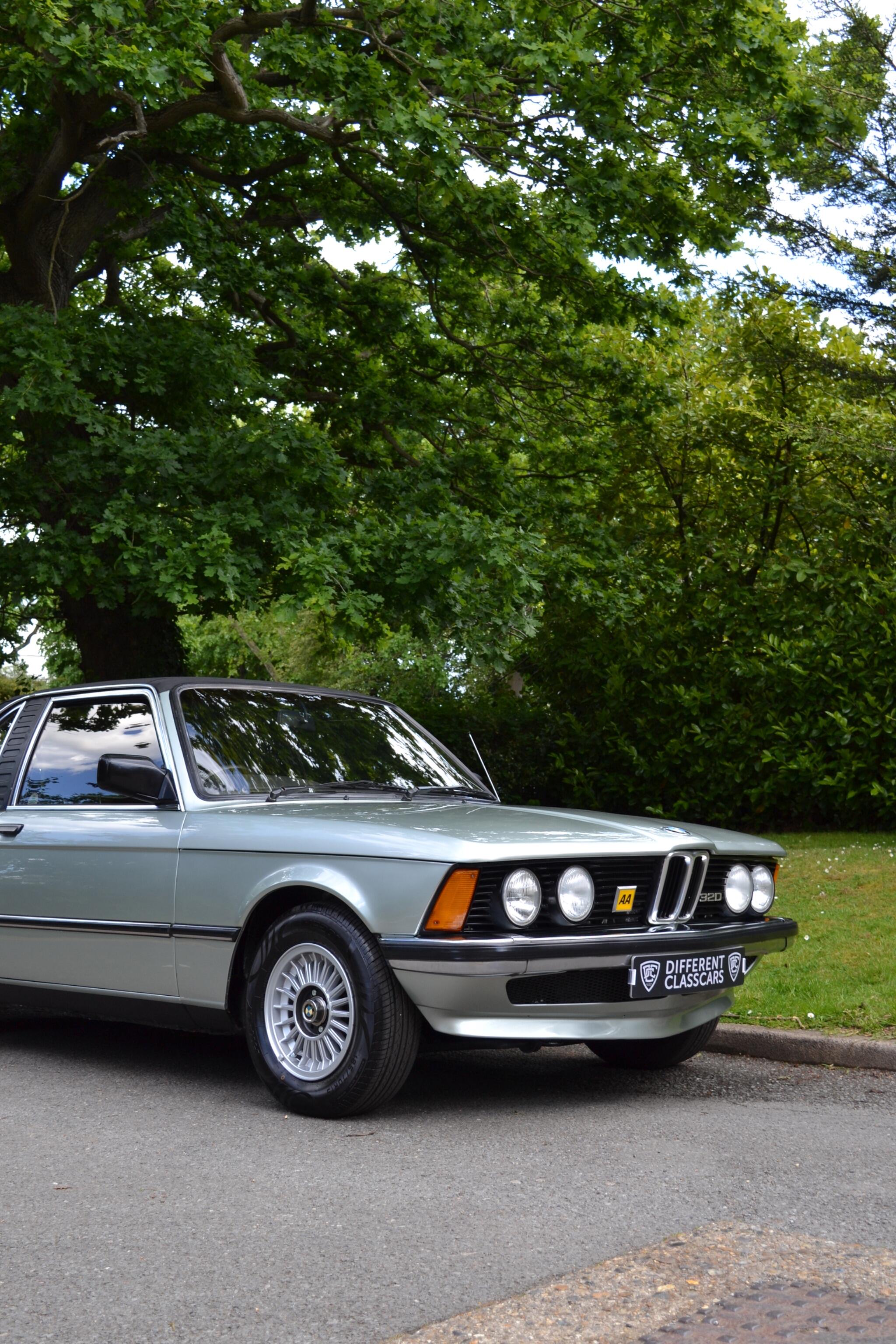 BMW 3 Series view 7