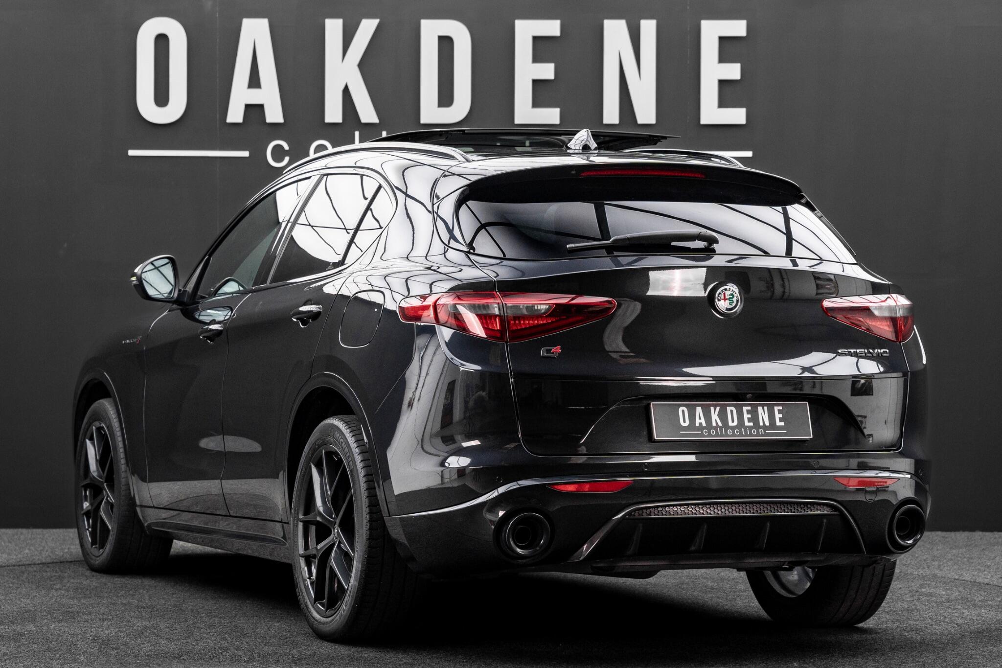 Alfa Romeo Stelvio view 6