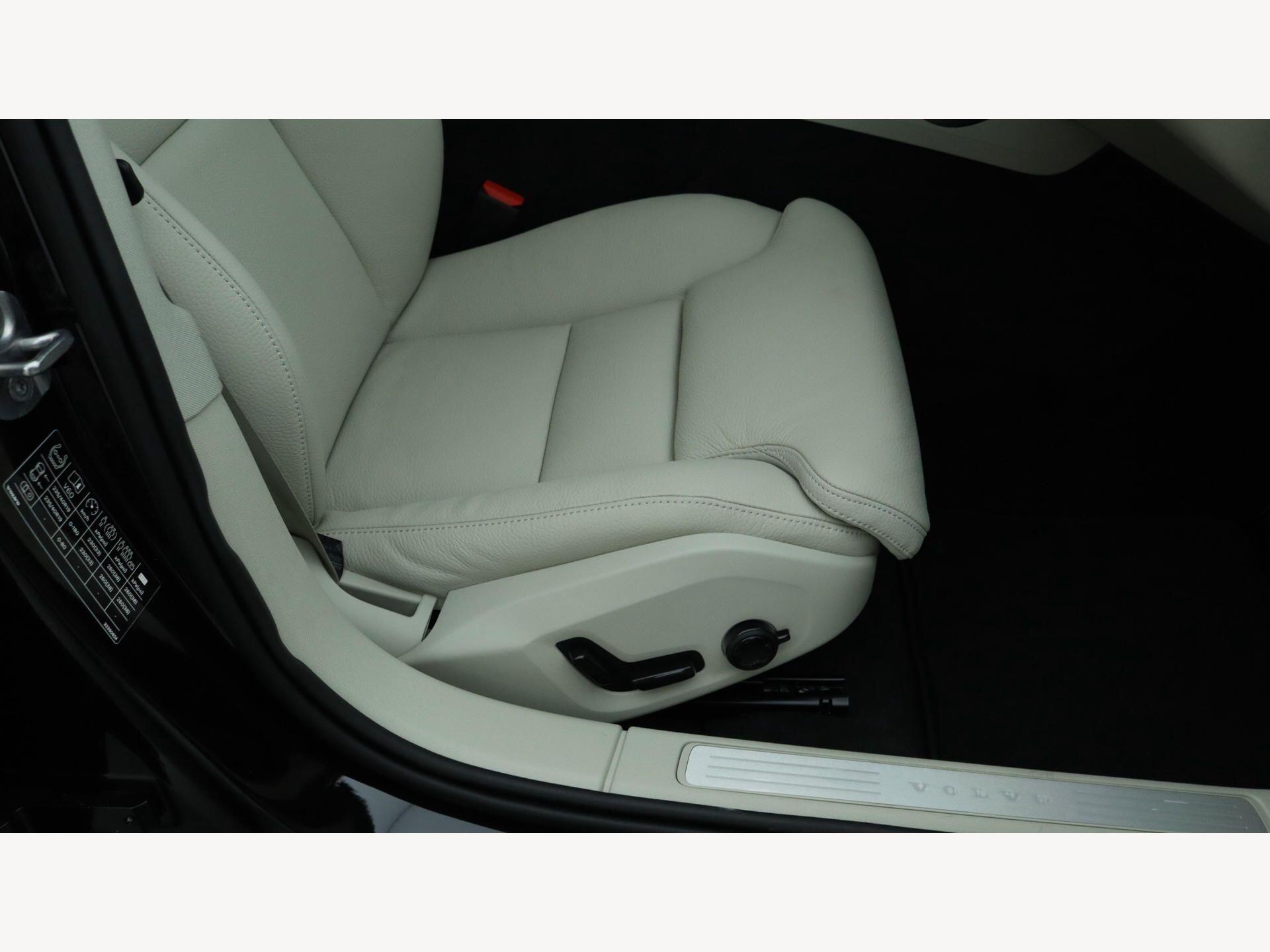 Volvo V60 view 30