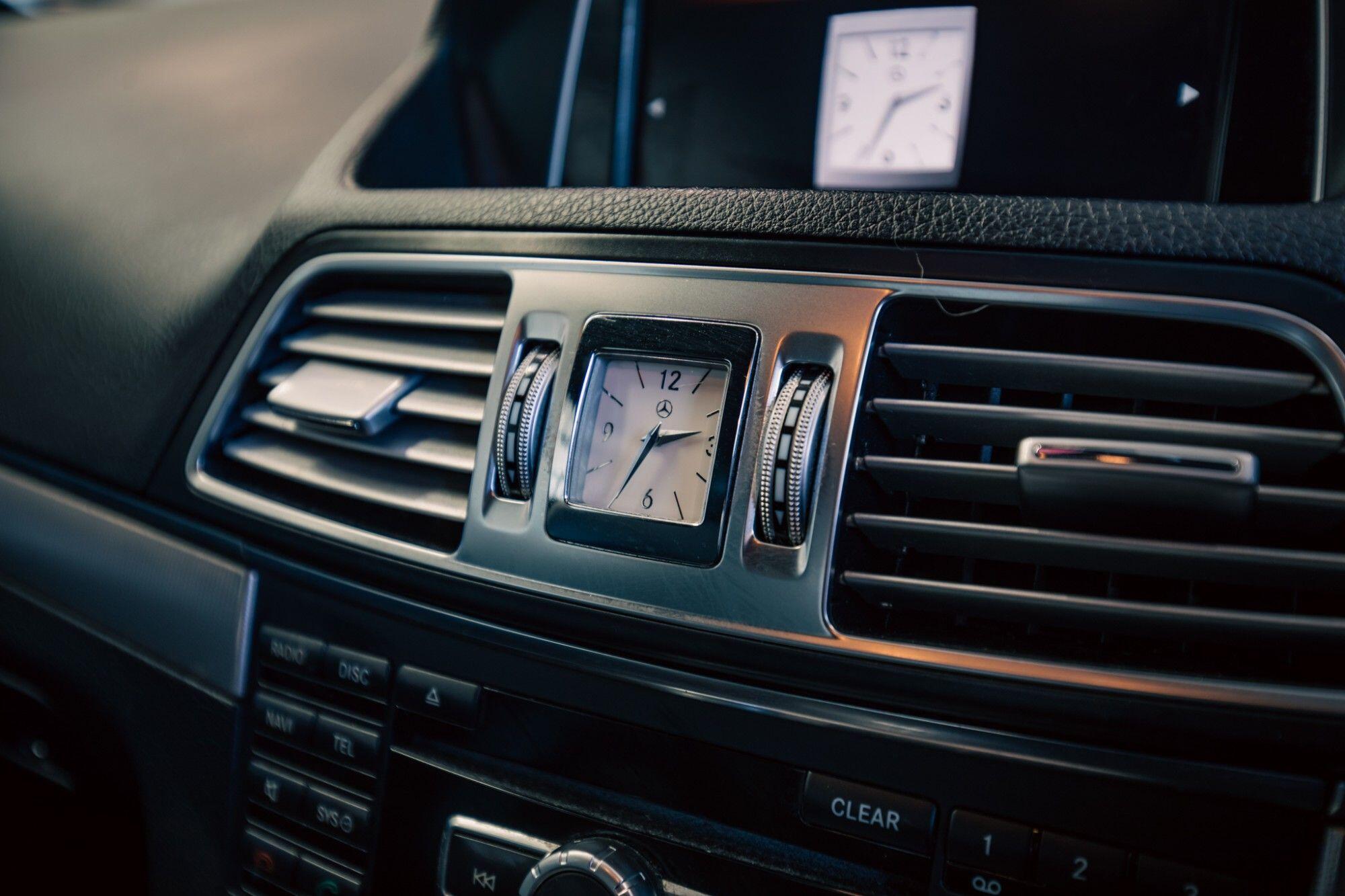 Mercedes-Benz E-Class view 15