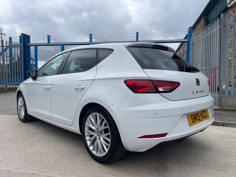 2019 SEAT Leon 1.6 TDI SE Dynamic Euro 6 (s/s) 5dr • 88,500 miles image 4