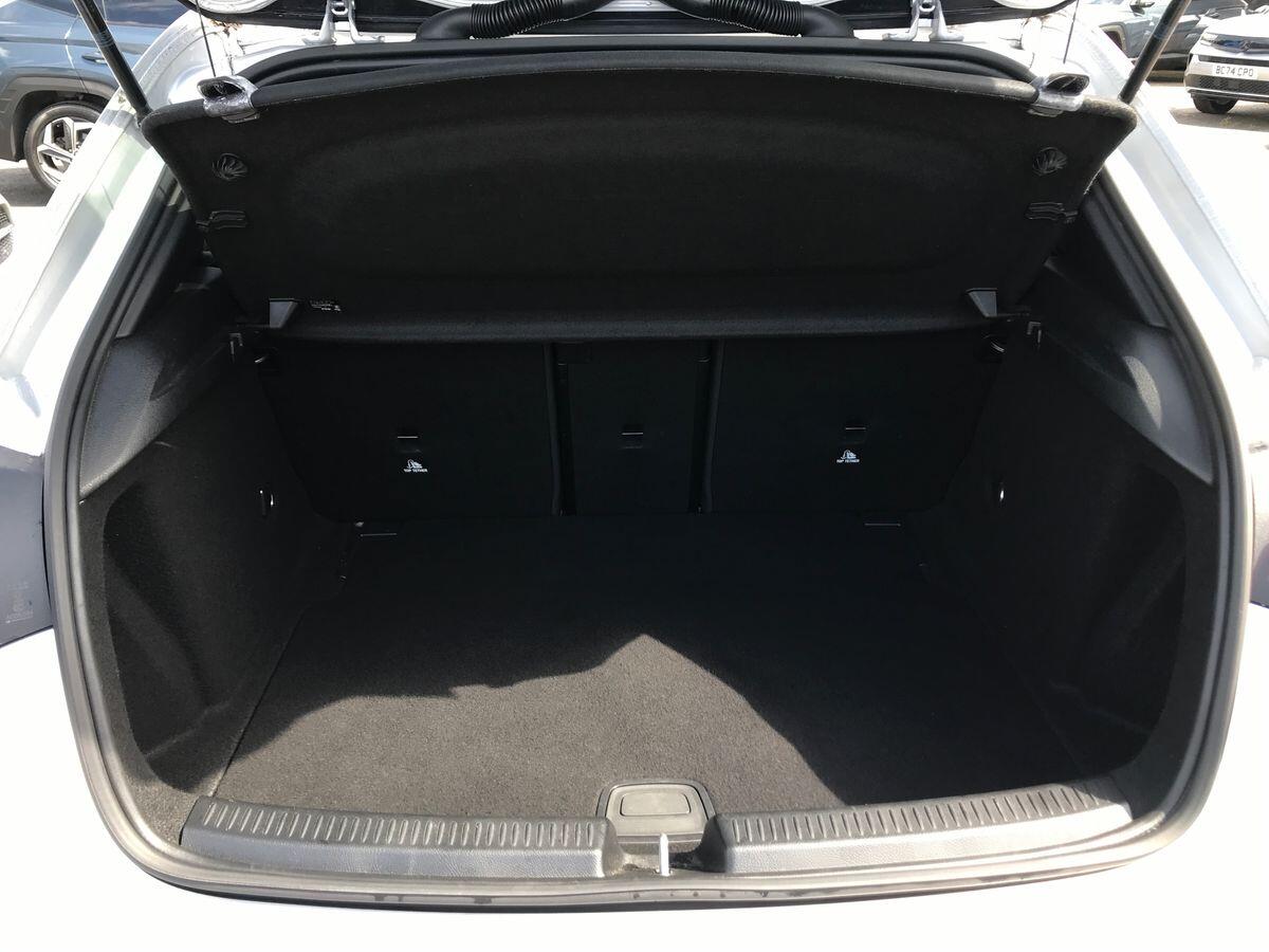 Mercedes-Benz A-Class view 8