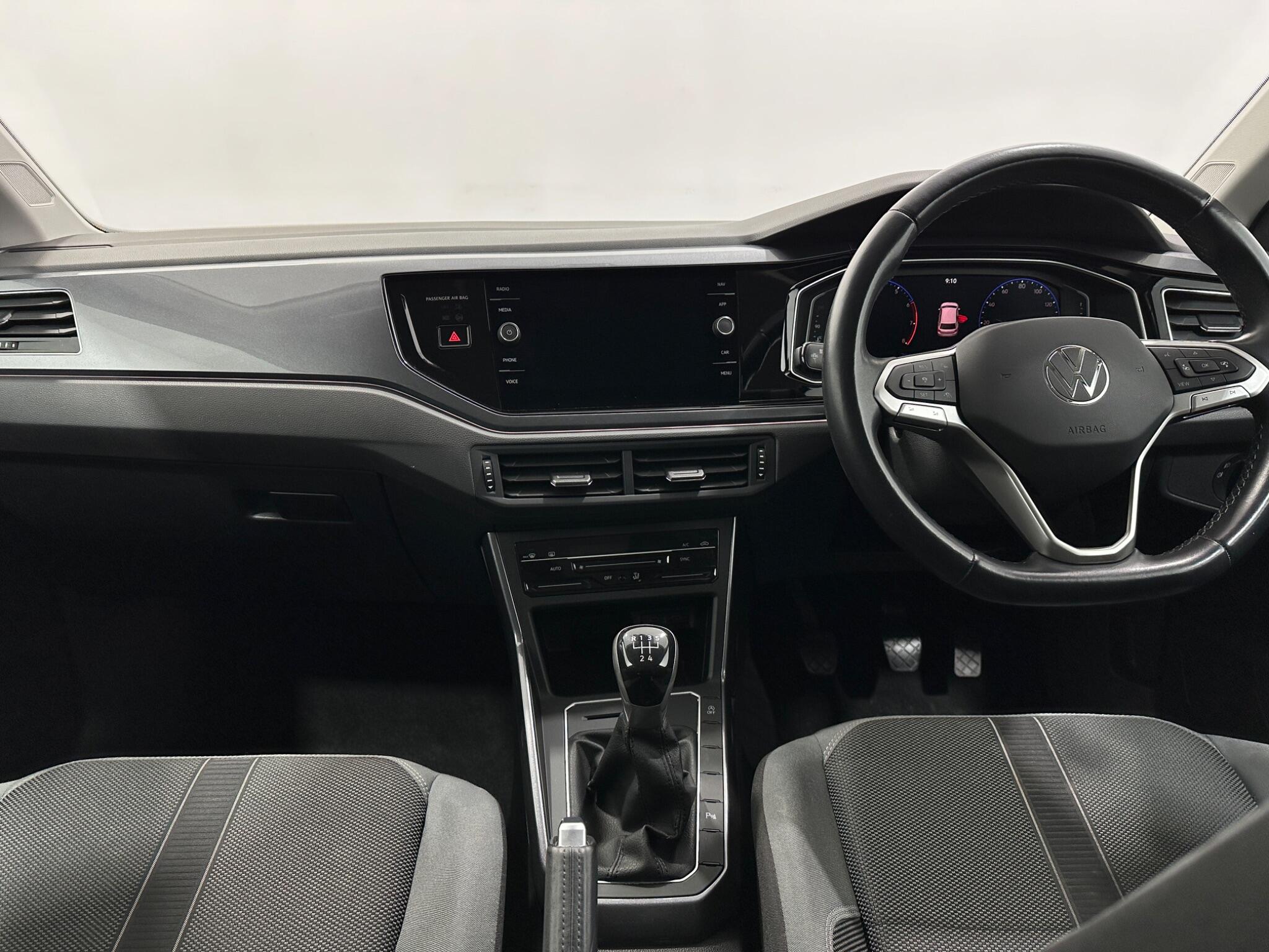 Volkswagen Polo view 20