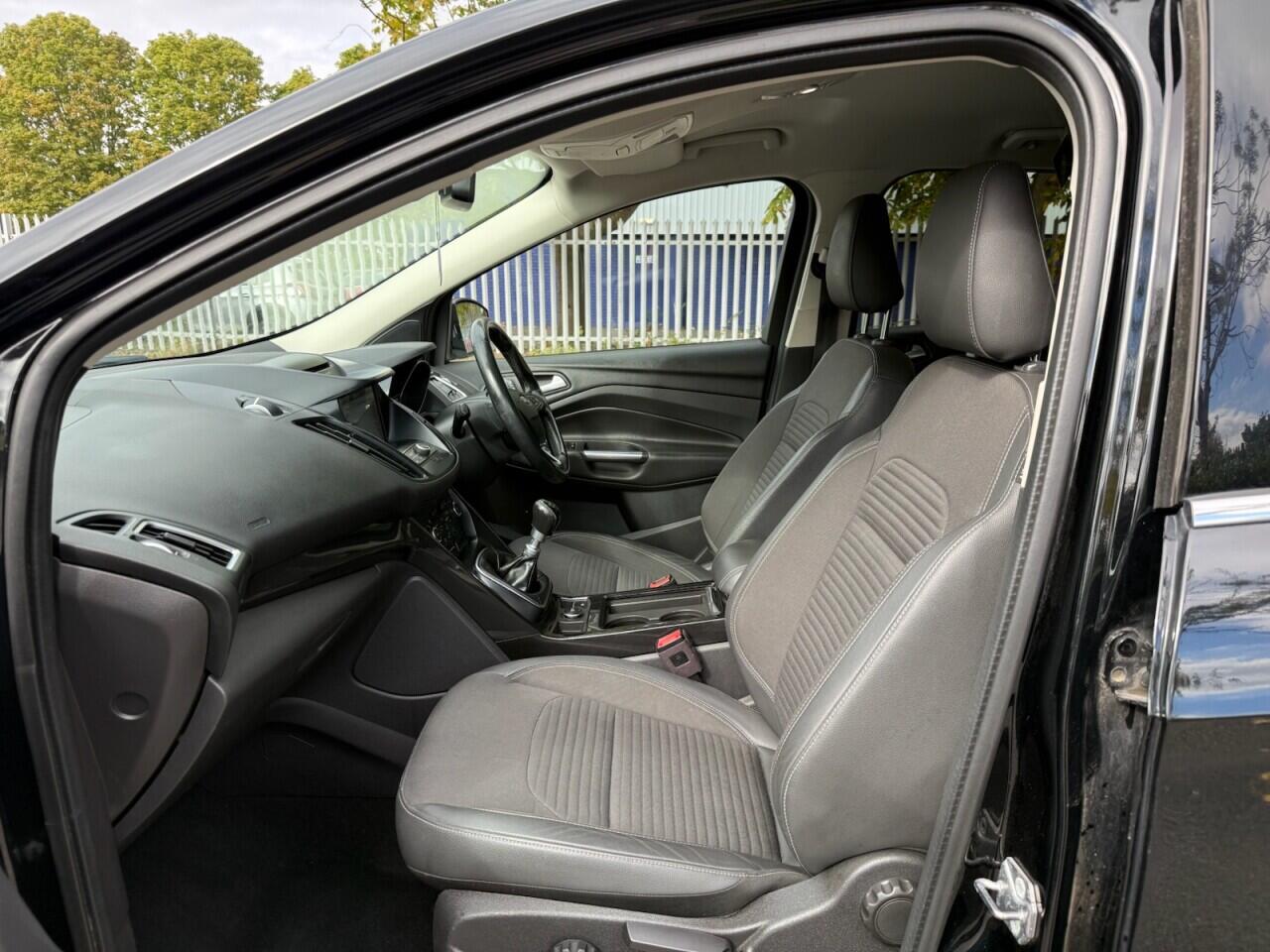 Ford Kuga view 23