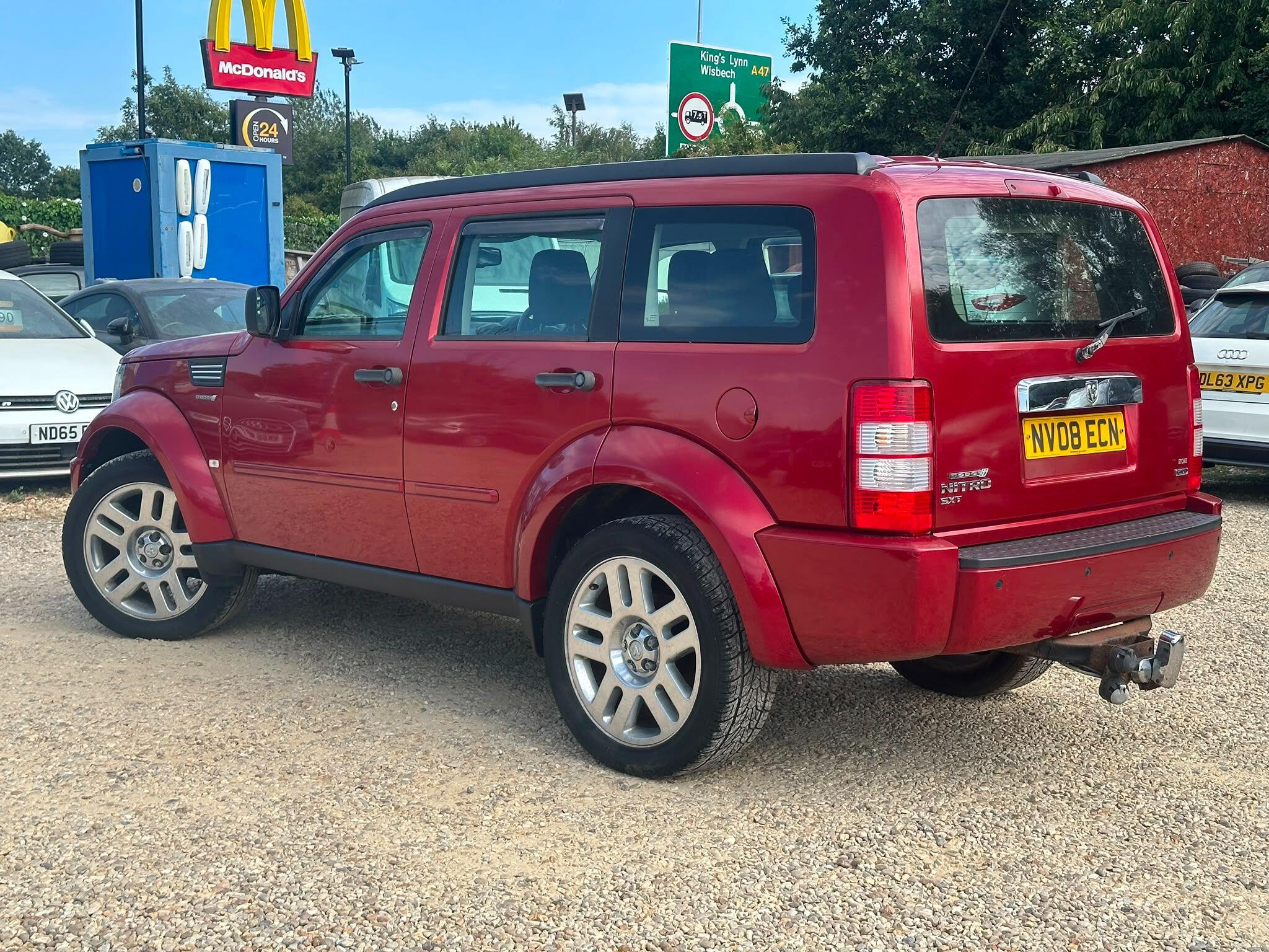 Dodge Nitro view 4